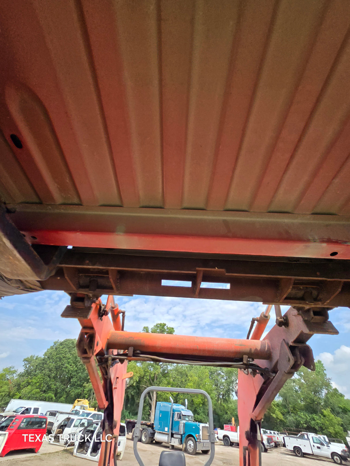 2009-2018 Dodge Ram 4th Gen 1500 2500 3500 6' 4" Short Truck Bed - Bright Red