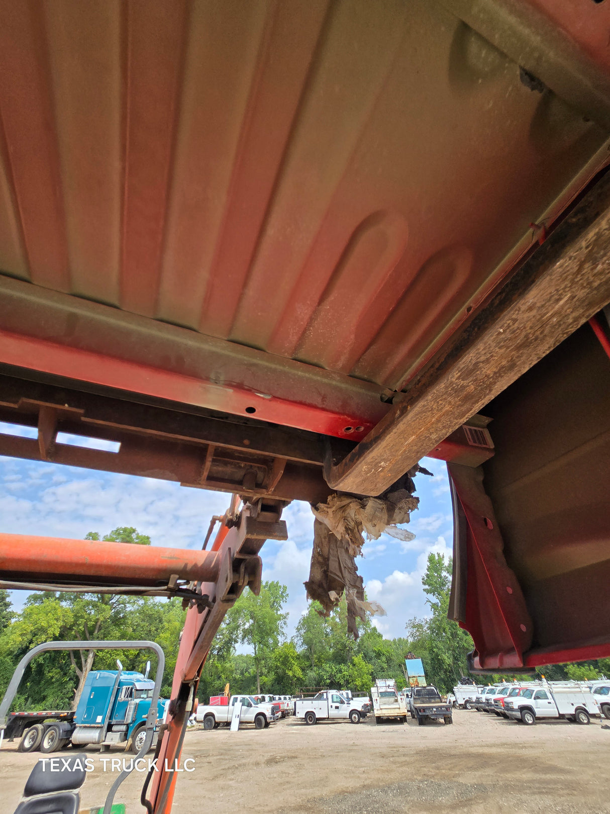 2009-2018 Dodge Ram 4th Gen 1500 2500 3500 6' 4" Short Truck Bed - Bright Red