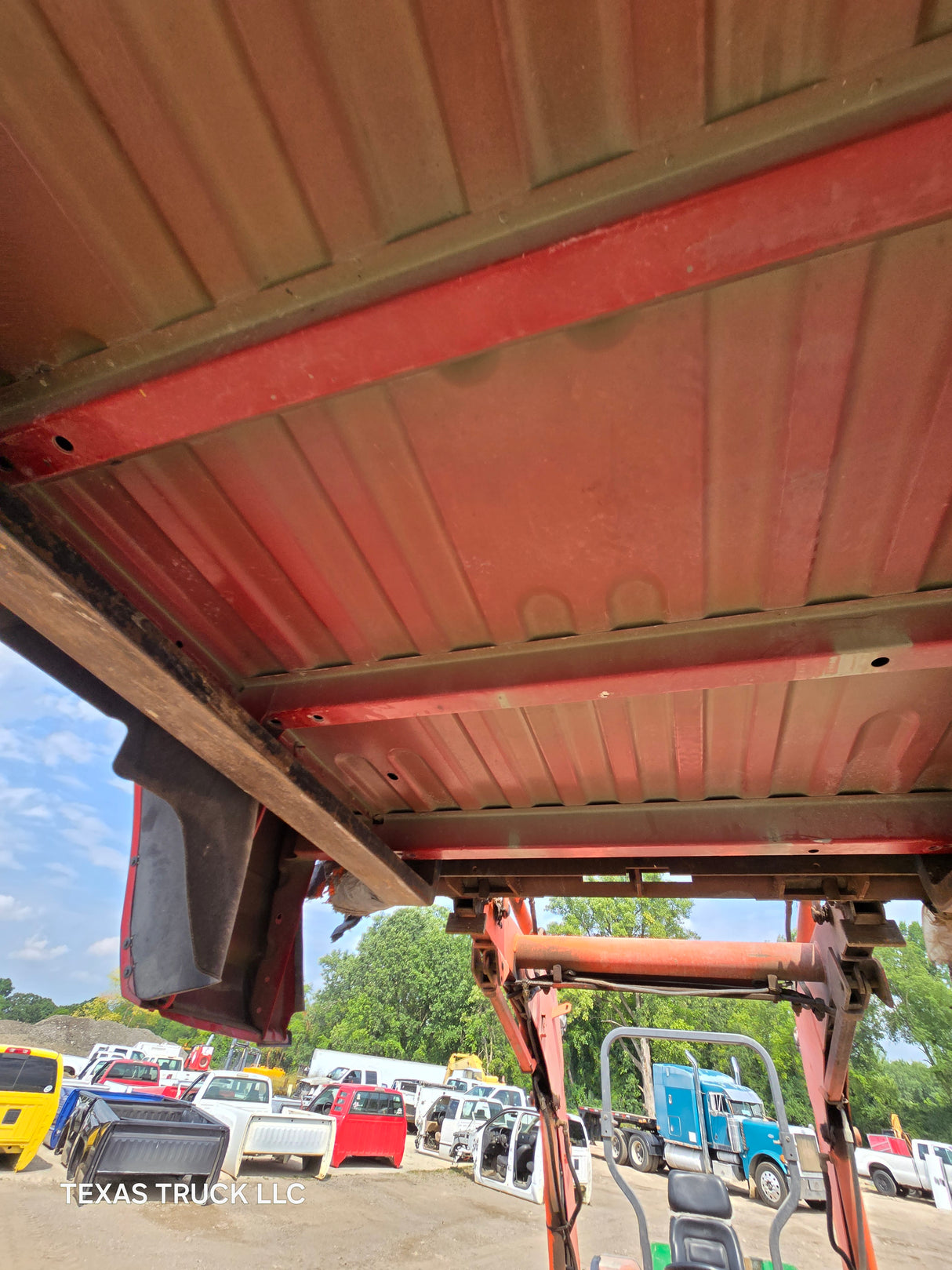 2009-2018 Dodge Ram 4th Gen 1500 2500 3500 6' 4" Short Truck Bed - Bright Red