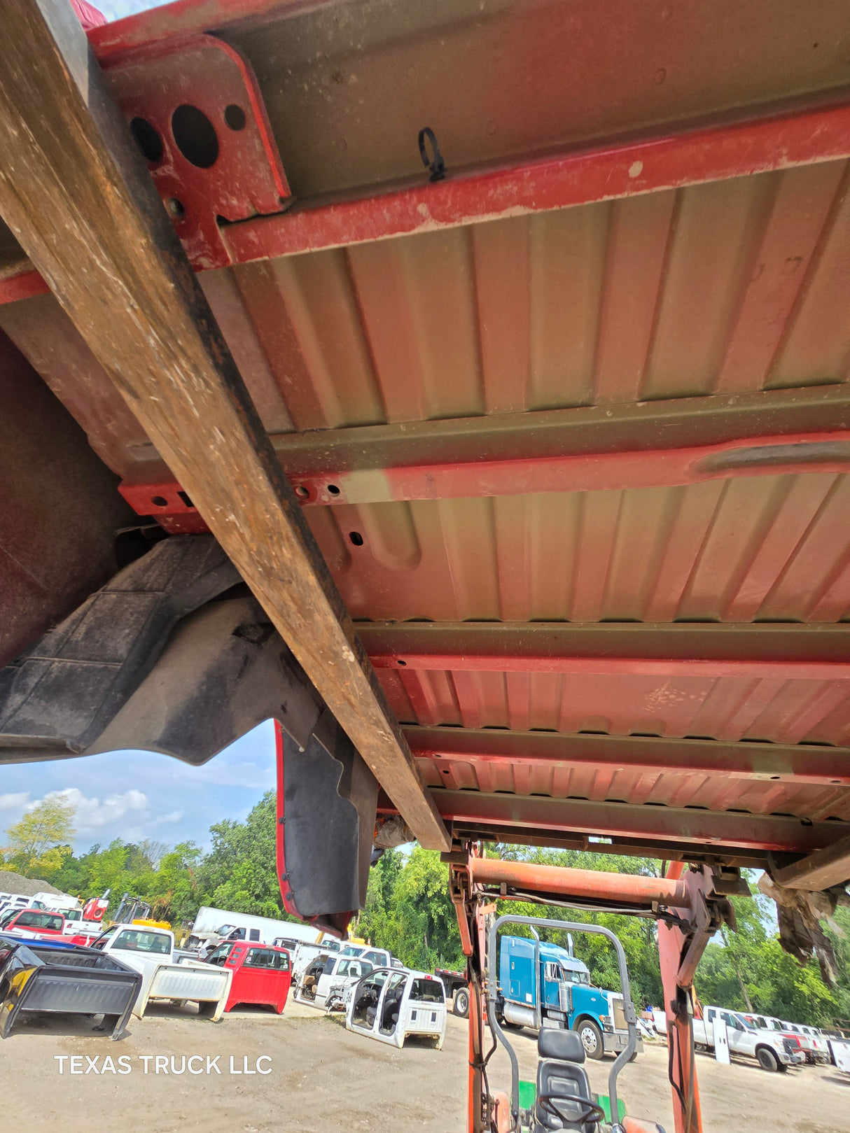 2009-2018 Dodge Ram 4th Gen 1500 2500 3500 6' 4" Short Truck Bed - Bright Red