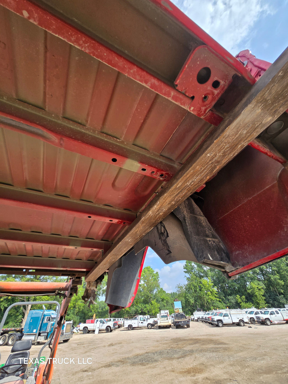 2009-2018 Dodge Ram 4th Gen 1500 2500 3500 6' 4" Short Truck Bed - Bright Red