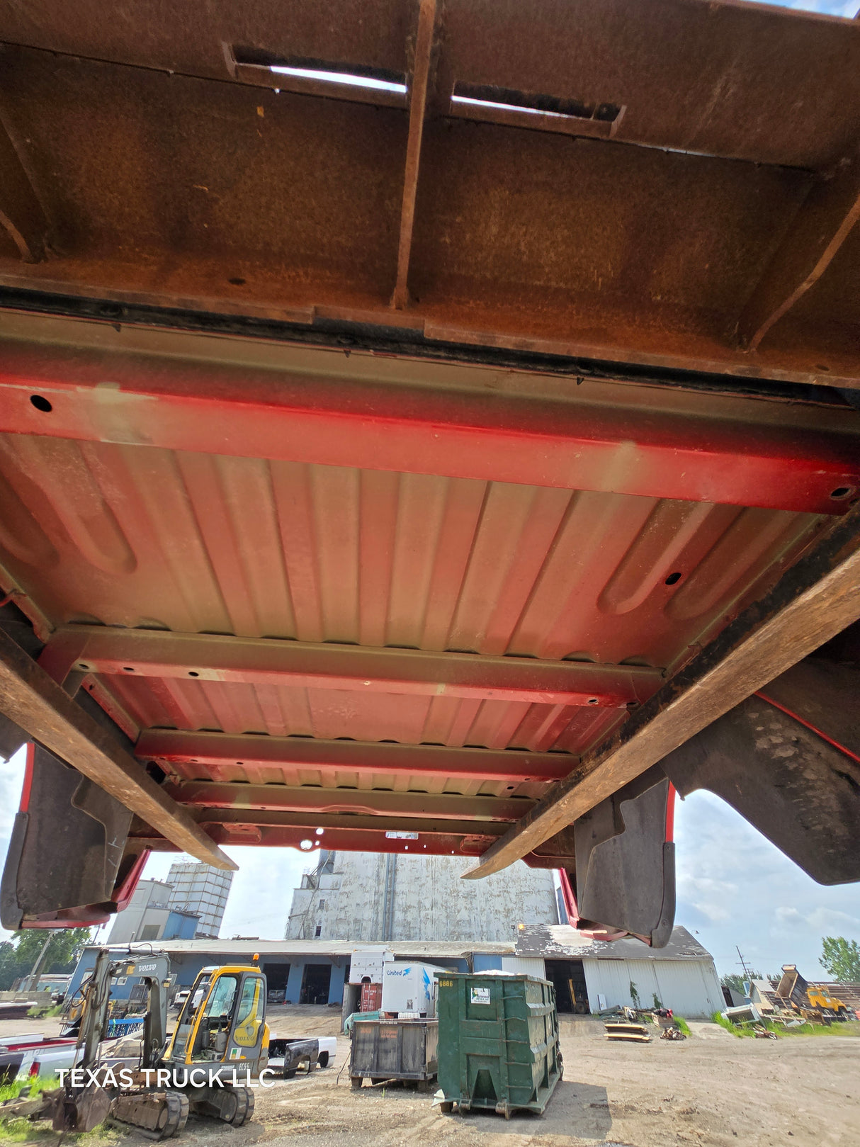 2009-2018 Dodge Ram 4th Gen 1500 2500 3500 6' 4" Short Truck Bed - Bright Red
