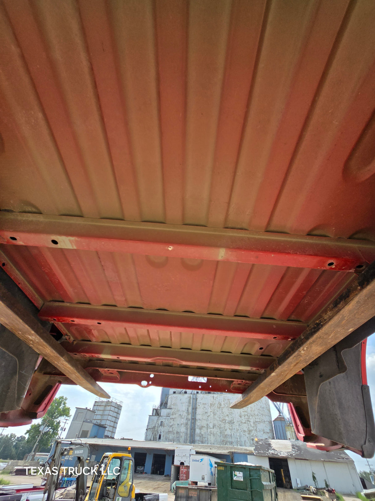 2009-2018 Dodge Ram 4th Gen 1500 2500 3500 6' 4" Short Truck Bed - Bright Red
