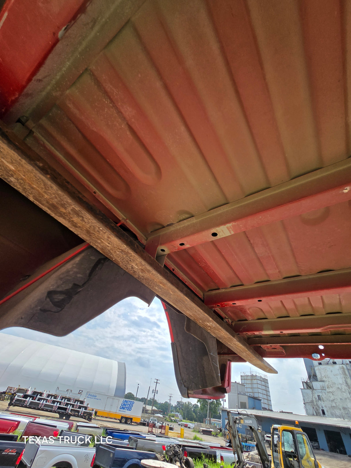 2009-2018 Dodge Ram 4th Gen 1500 2500 3500 6' 4" Short Truck Bed - Bright Red