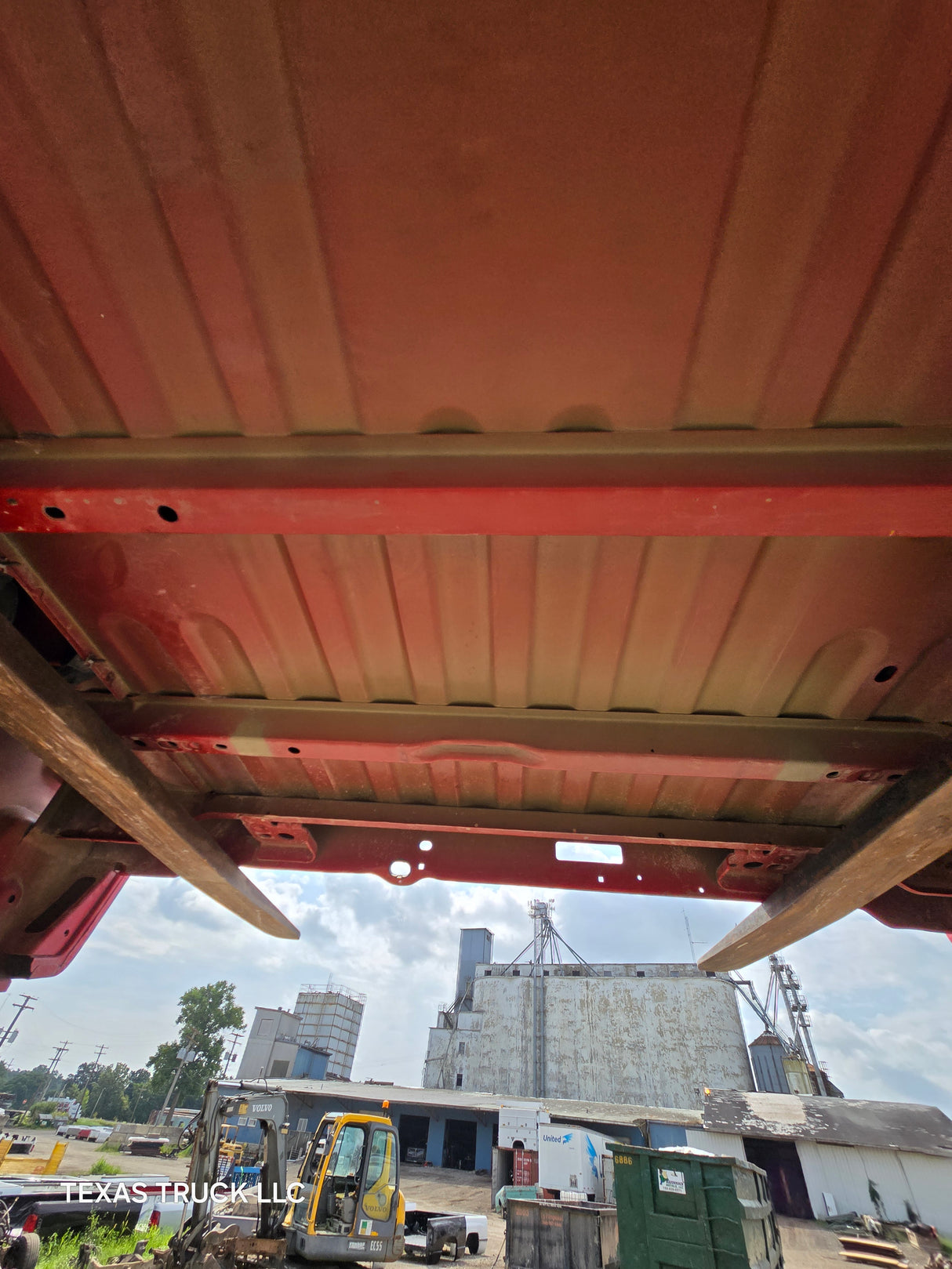 2009-2018 Dodge Ram 4th Gen 1500 2500 3500 6' 4" Short Truck Bed - Bright Red