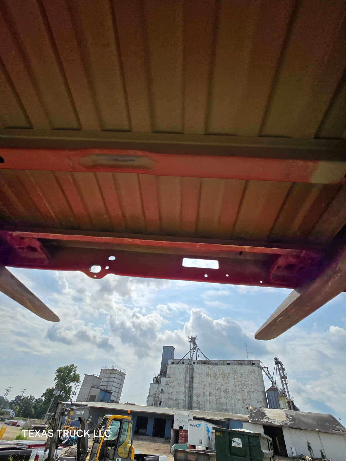 2009-2018 Dodge Ram 4th Gen 1500 2500 3500 6' 4" Short Truck Bed - Bright Red