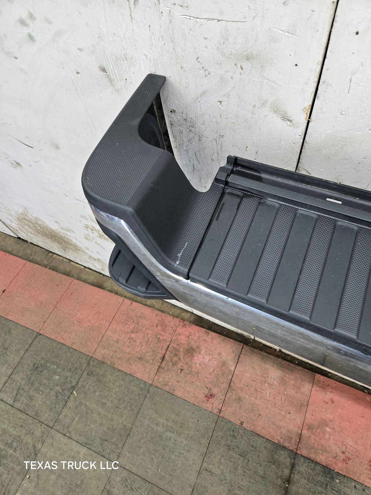 2023-2025 Ford Super Duty Rear Bumper F250 F350 F450 F550 - Chrome