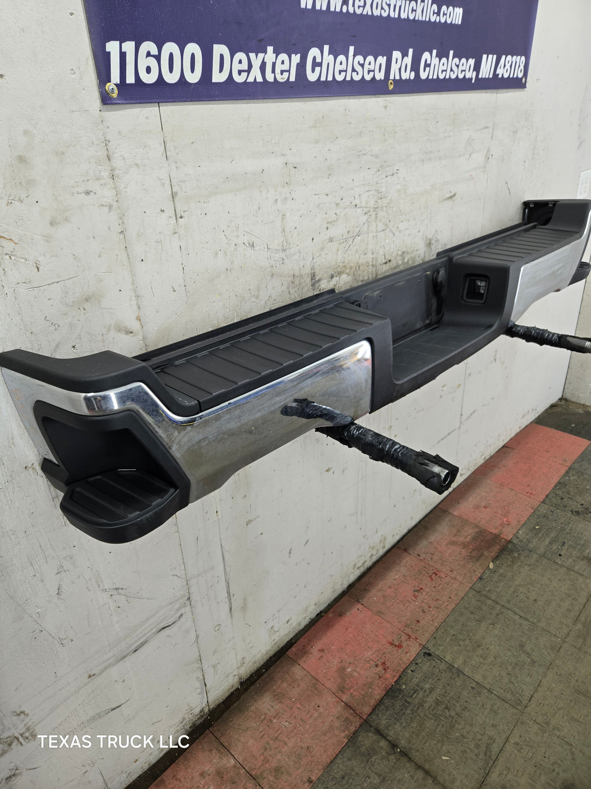 2023-2025 Ford Super Duty Rear Bumper F250 F350 F450 F550 - Chrome