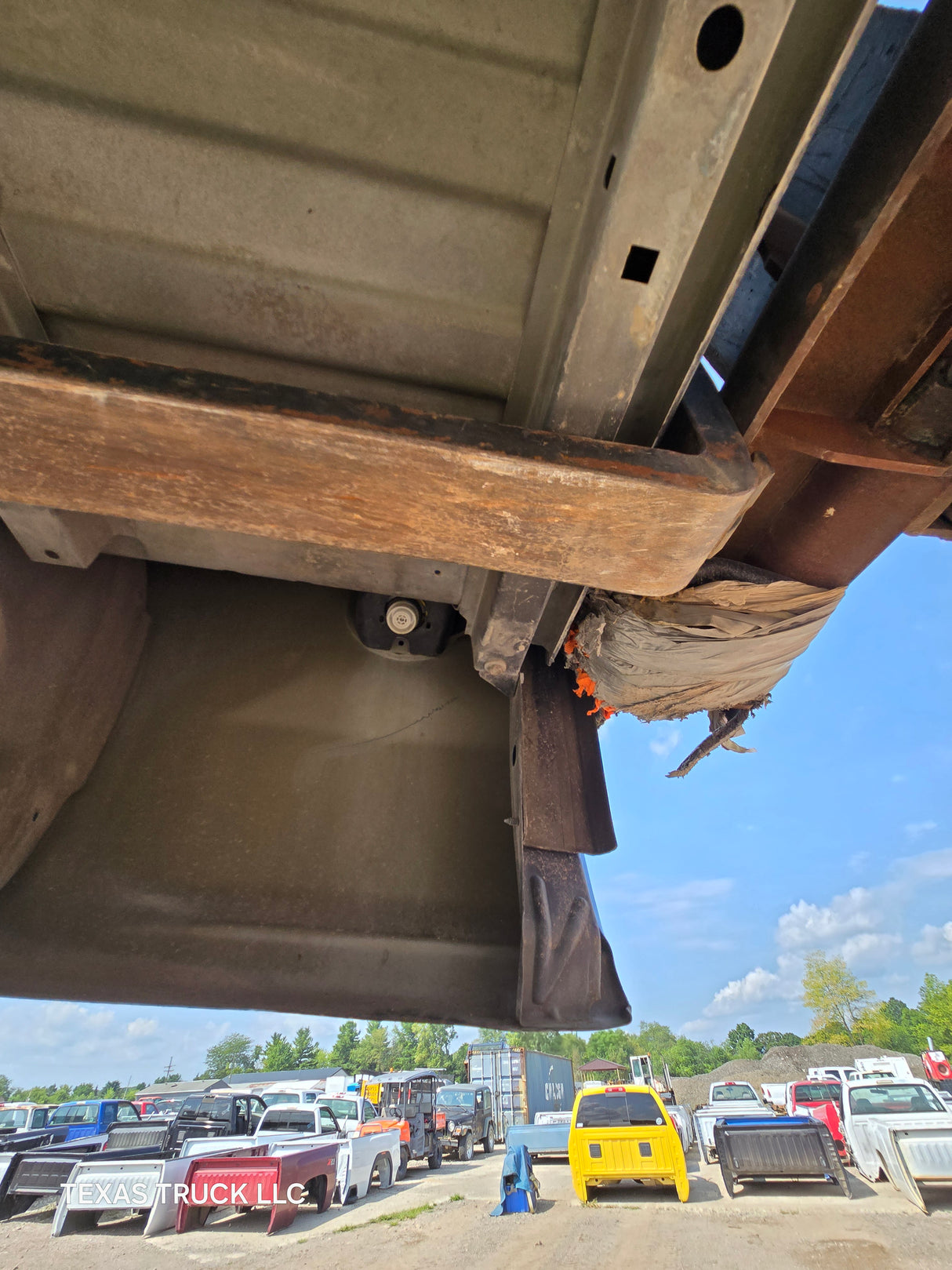 2014-2019 Chevrolet Silverado 1500 2500 3500 HD 6' 6" Short Bed - Dark Grey