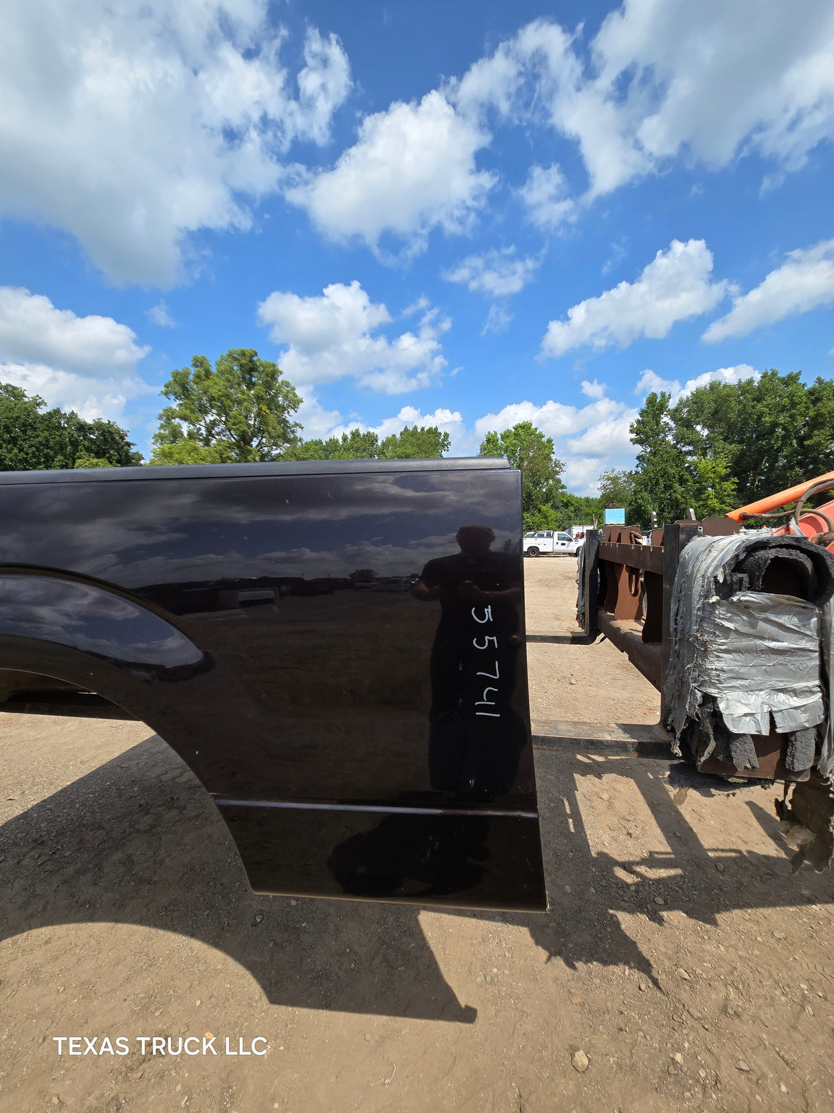2009-2014 Ford F150 6' 6" Short Truck Bed - Pearl Black