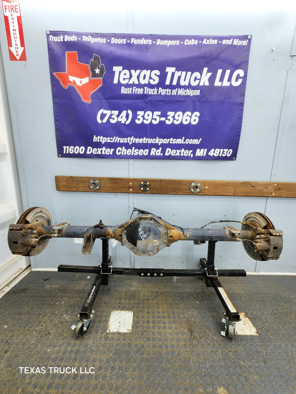 2002-2005 Dodge Ram 1500 Rear Axle 3.92 Gear Ratio 9.25 3rd Gen