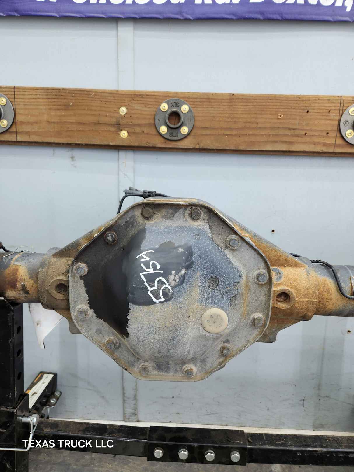 2002-2005 Dodge Ram 1500 Rear Axle 3.92 Gear Ratio 9.25 3rd Gen