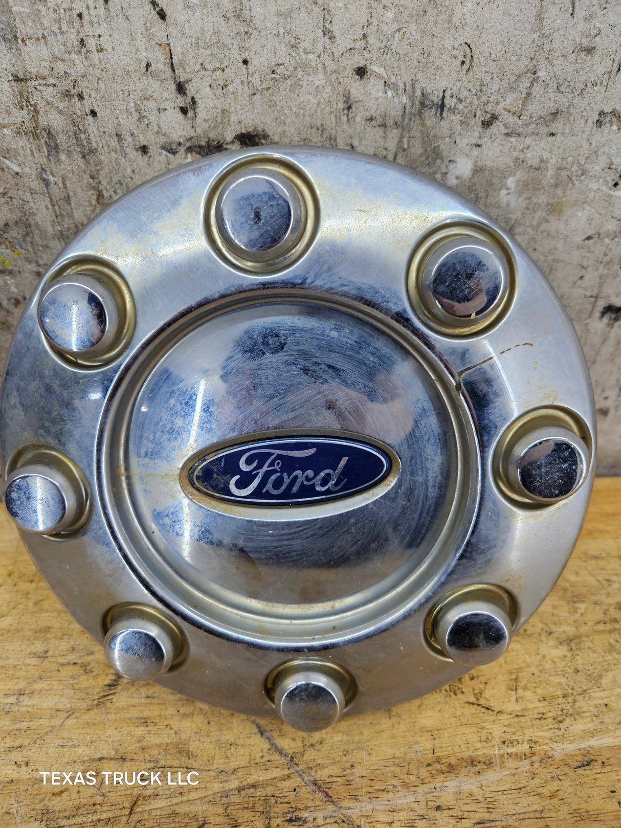 2008-2016 Ford Super Duty F250 F350 Hub Cap Center Cap SINGLE REAR WHEEL 8 LUG