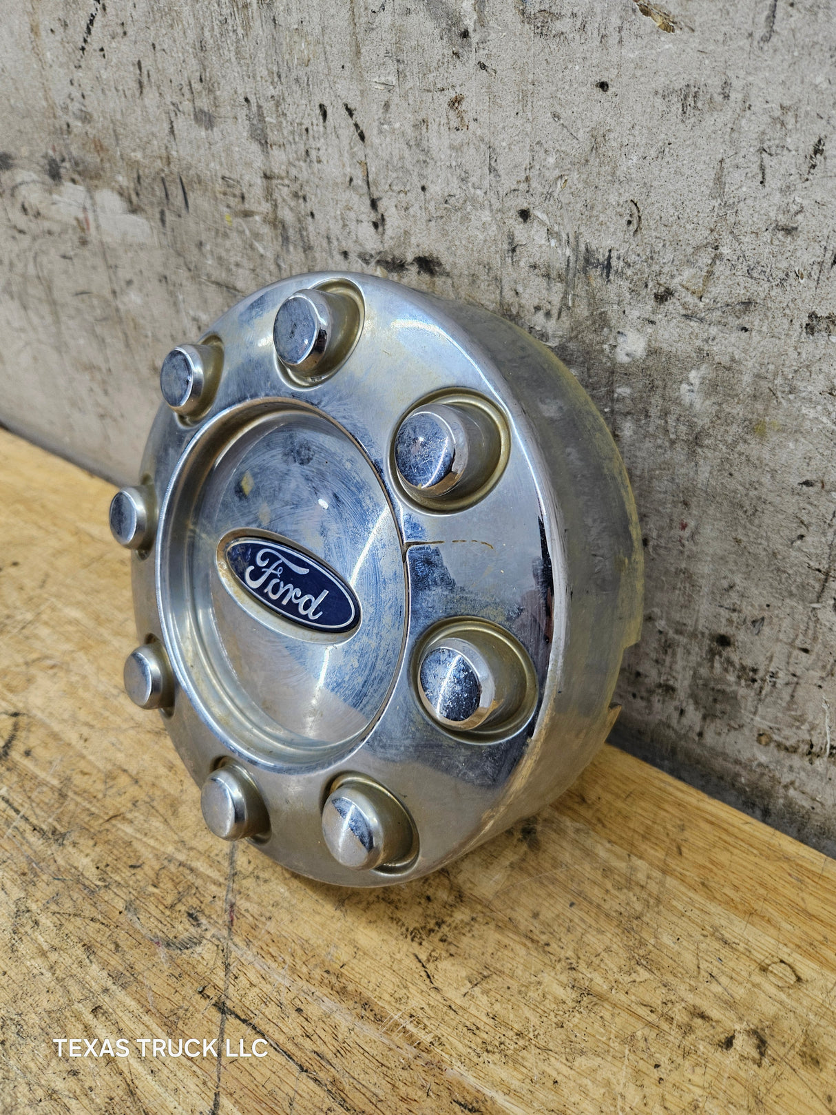 2008-2016 Ford Super Duty F250 F350 Hub Cap Center Cap SINGLE REAR WHEEL 8 LUG