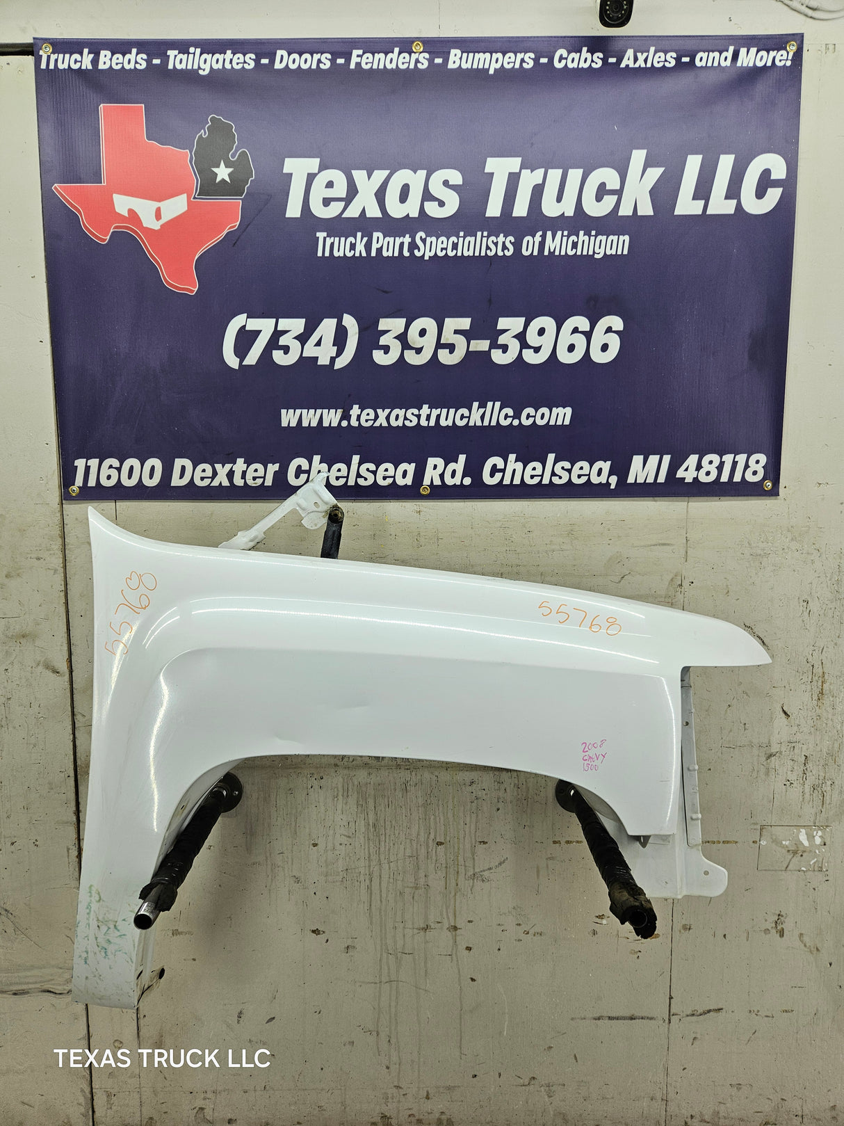 2007-2013 Chevrolet Silverado Passenger Side Front RH Fender 1500 2500 3500 HD - White