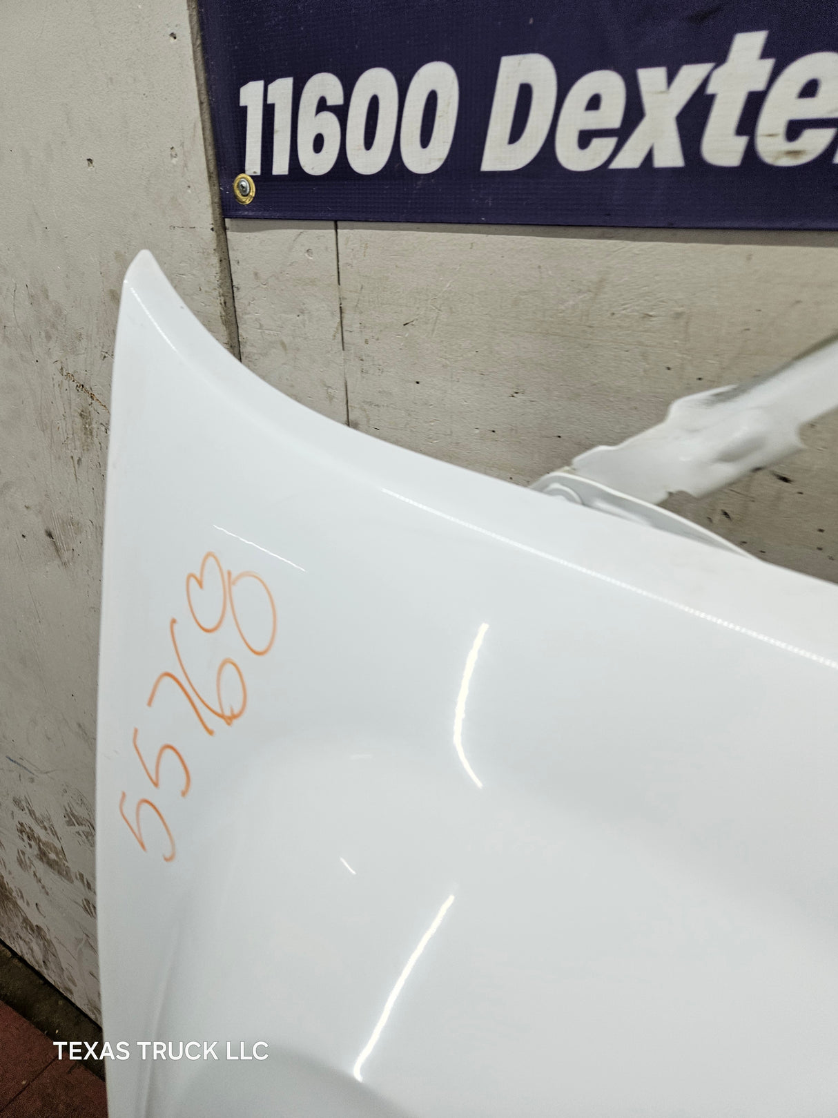 2007-2013 Chevrolet Silverado Passenger Side Front RH Fender 1500 2500 3500 HD - White