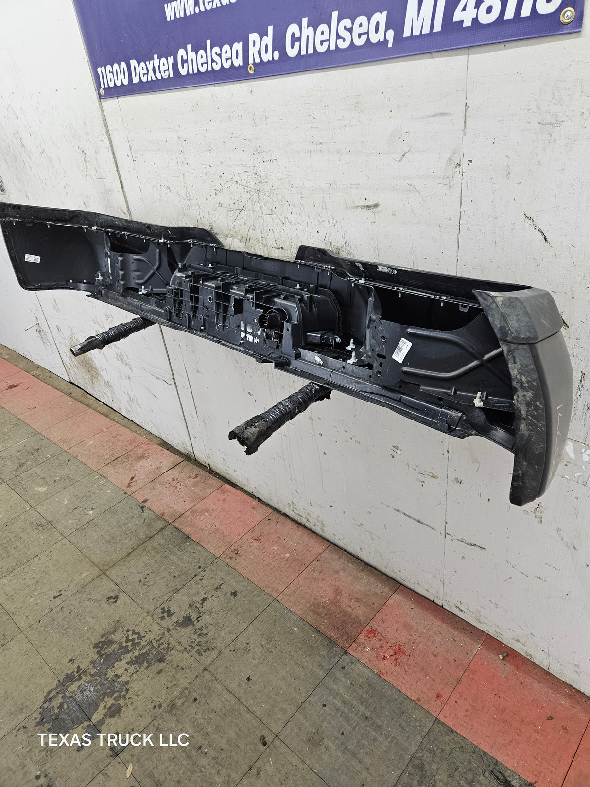 2019-2025 Dodge Ram 2500 3500 5th Gen Rear Bumper Black