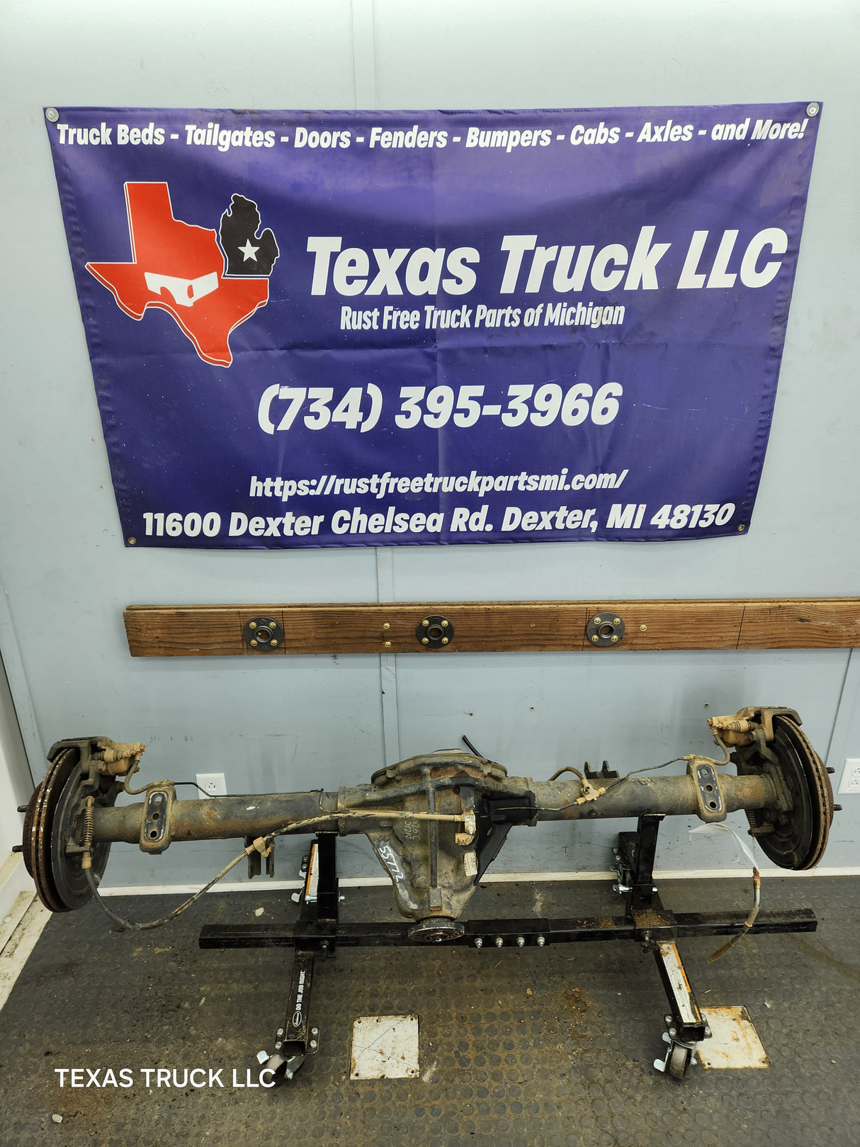 2006-2008 Dodge Ram 1500 Rear Axle 3.92 Gear Ratio 3rd Gen