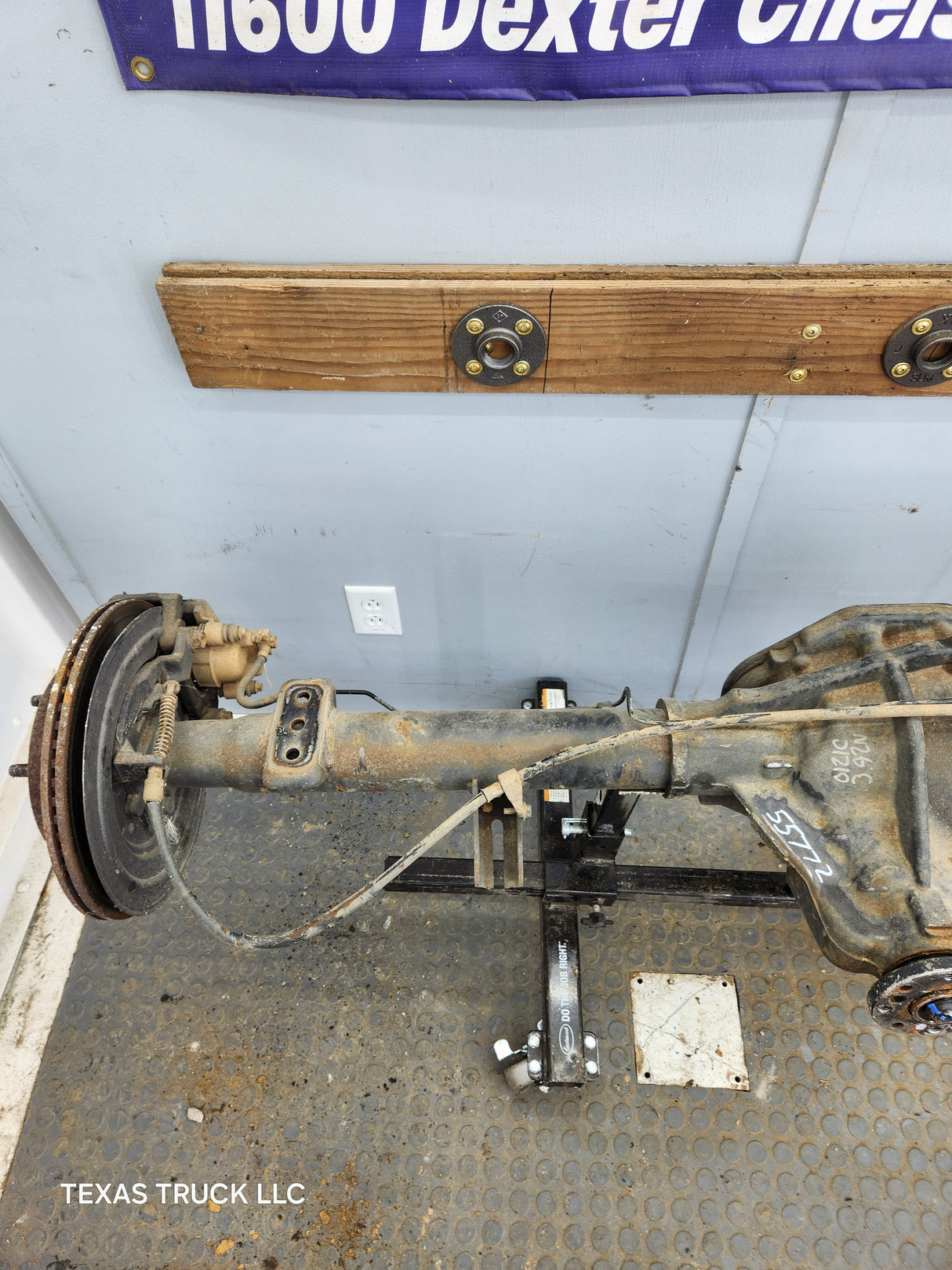 2006-2008 Dodge Ram 1500 Rear Axle 3.92 Gear Ratio 3rd Gen