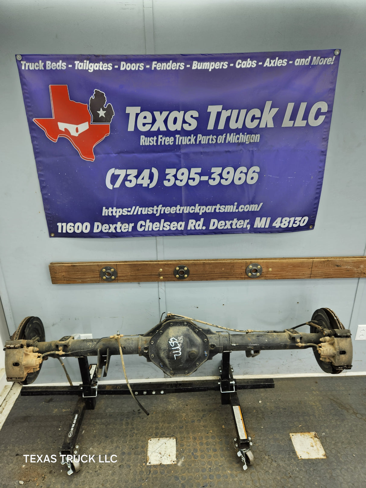 2006-2008 Dodge Ram 1500 Rear Axle 3.92 Gear Ratio 3rd Gen