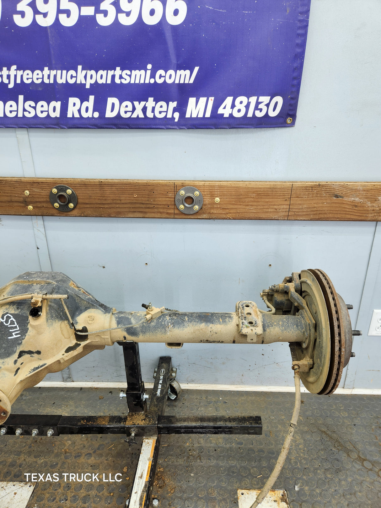 2002-2005 Dodge Ram 1500 Rear Axle 3.55 Gear Ratio 9.25 3rd Gen