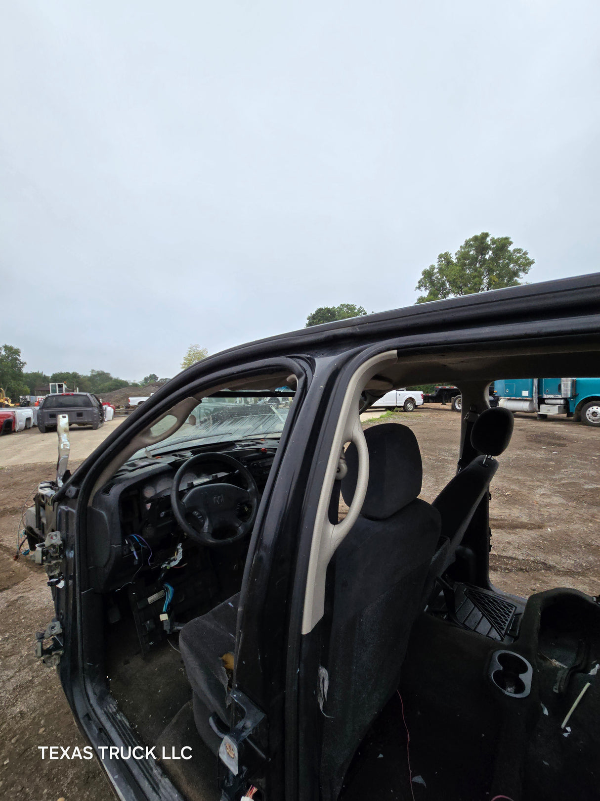 2003-2008 Dodge Ram 1500 2500 3500 4500 5500 3rd Gen Crew/Quad Cab - Black/White