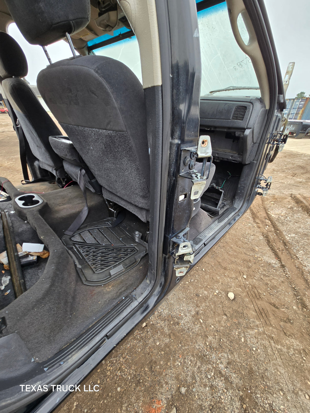 2003-2008 Dodge Ram 1500 2500 3500 4500 5500 3rd Gen Crew/Quad Cab - Black/White