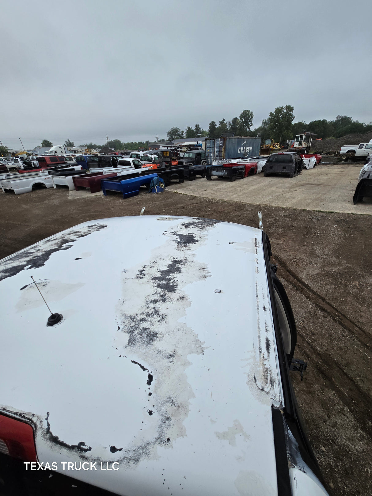 2003-2008 Dodge Ram 1500 2500 3500 4500 5500 3rd Gen Crew/Quad Cab - Black/White