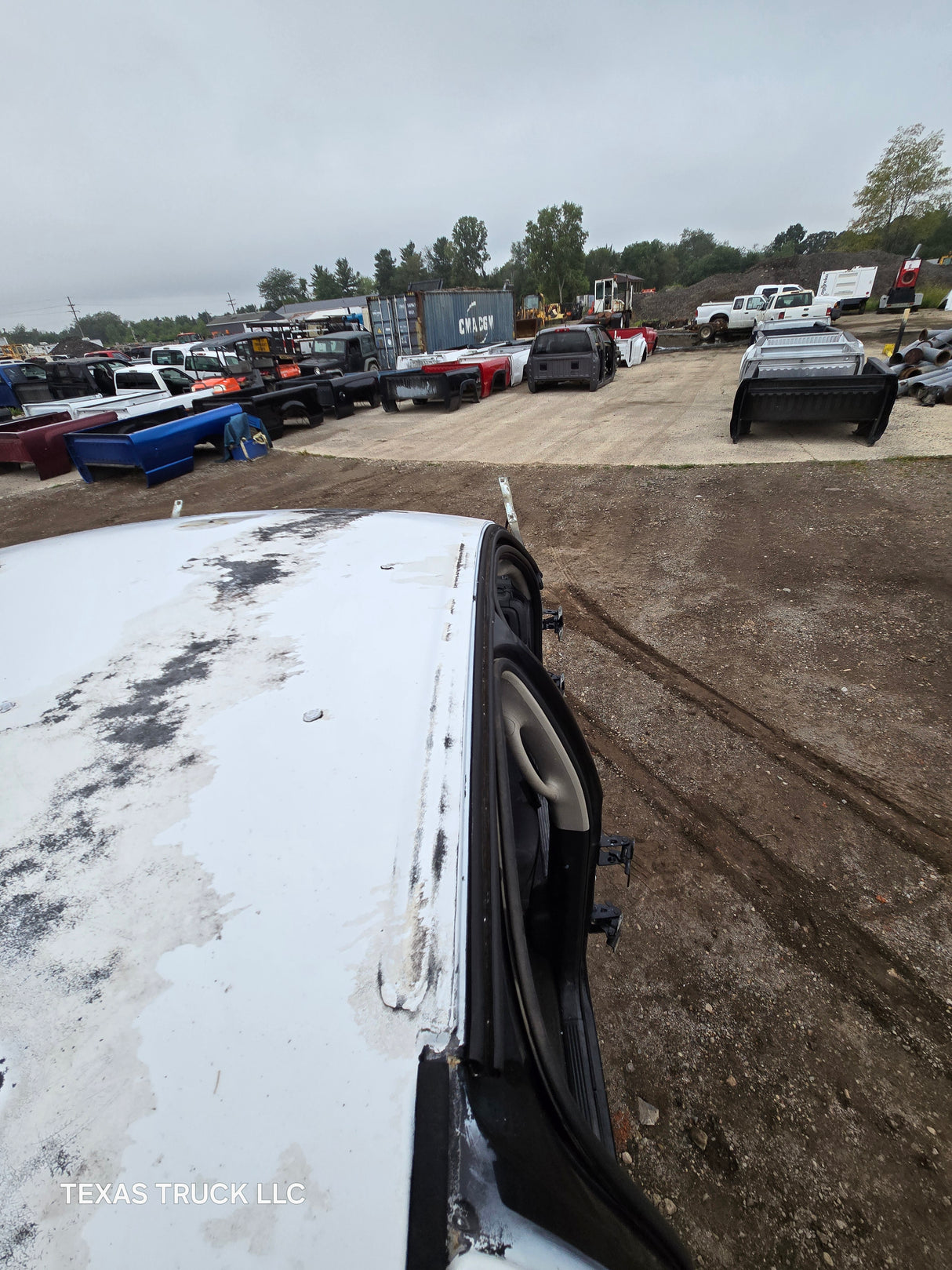 2003-2008 Dodge Ram 1500 2500 3500 4500 5500 3rd Gen Crew/Quad Cab - Black/White