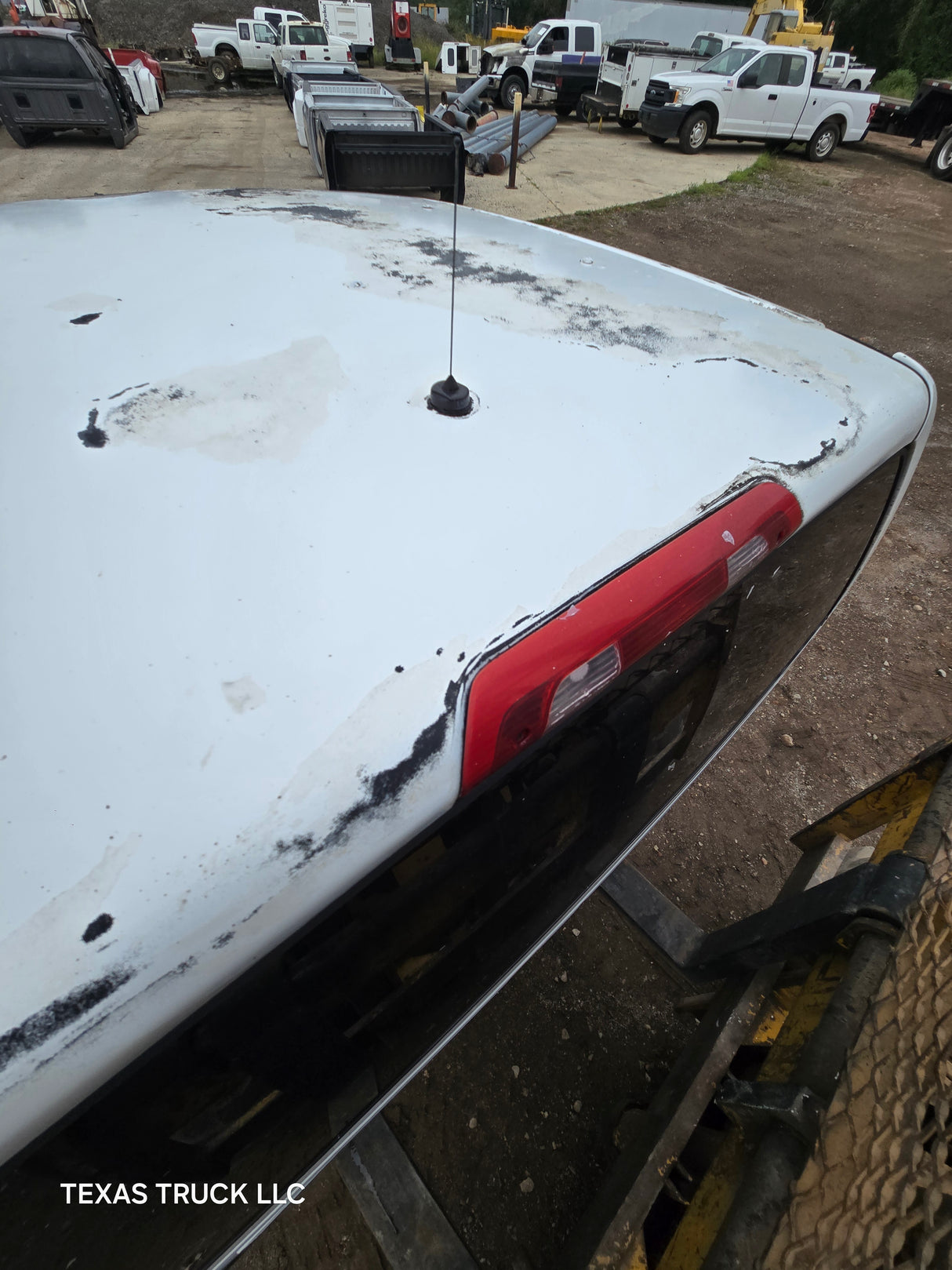 2003-2008 Dodge Ram 1500 2500 3500 4500 5500 3rd Gen Crew/Quad Cab - Black/White