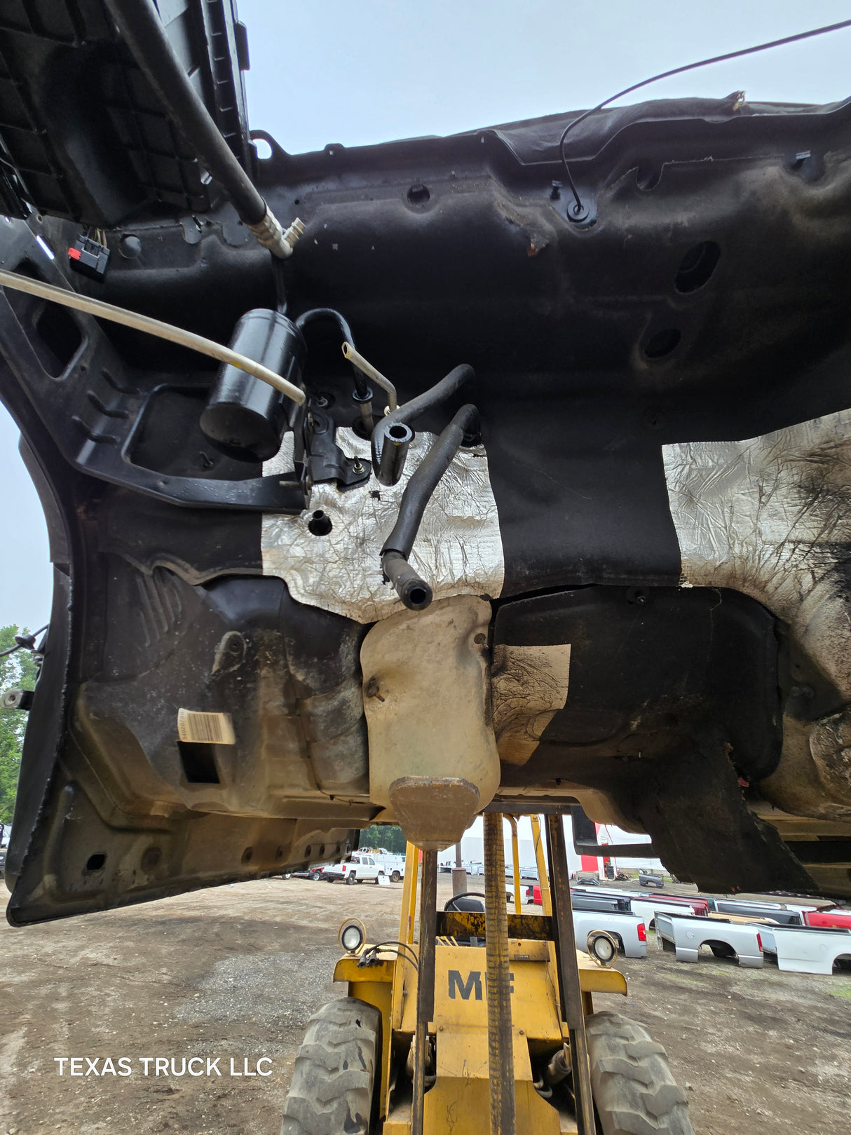 2003-2008 Dodge Ram 1500 2500 3500 4500 5500 3rd Gen Crew/Quad Cab - Black/White