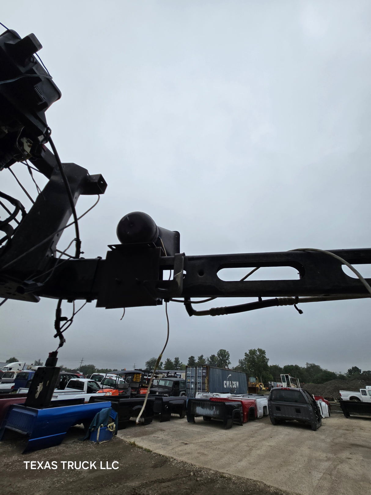 2003-2008 Dodge Ram 1500 2500 3500 4500 5500 3rd Gen Crew/Quad Cab - Black/White