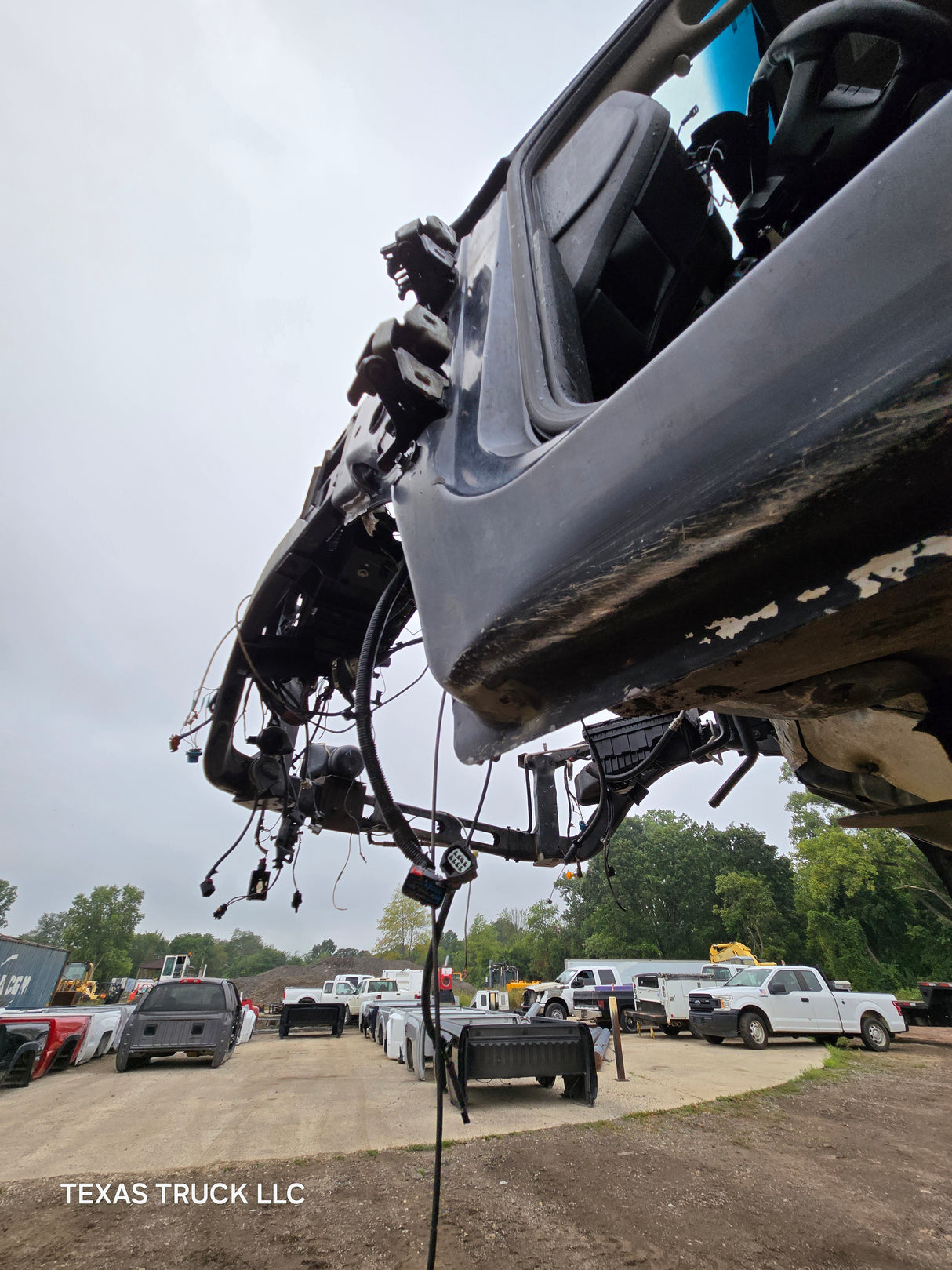 2003-2008 Dodge Ram 1500 2500 3500 4500 5500 3rd Gen Crew/Quad Cab - Black/White