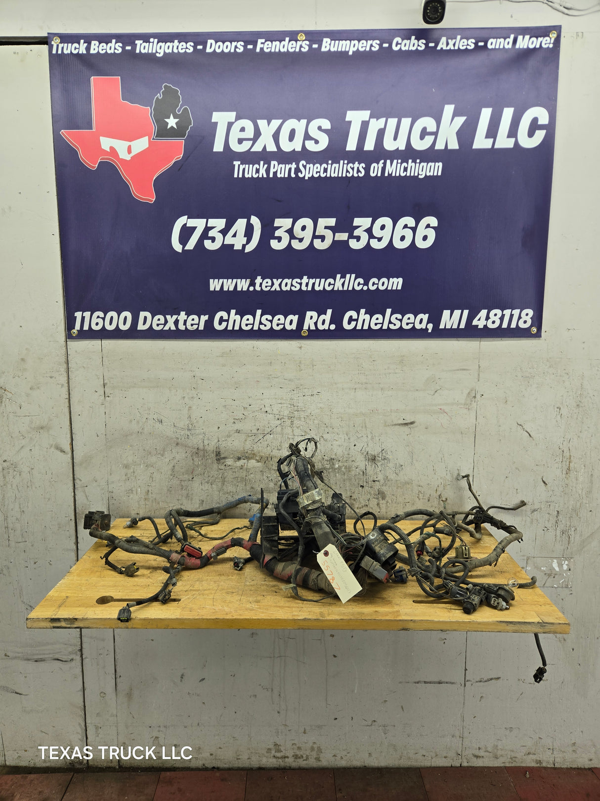 1999-2001 Ford Super Duty Excursion Engine bay wiring harness Cab side F250 F350 F450 F550