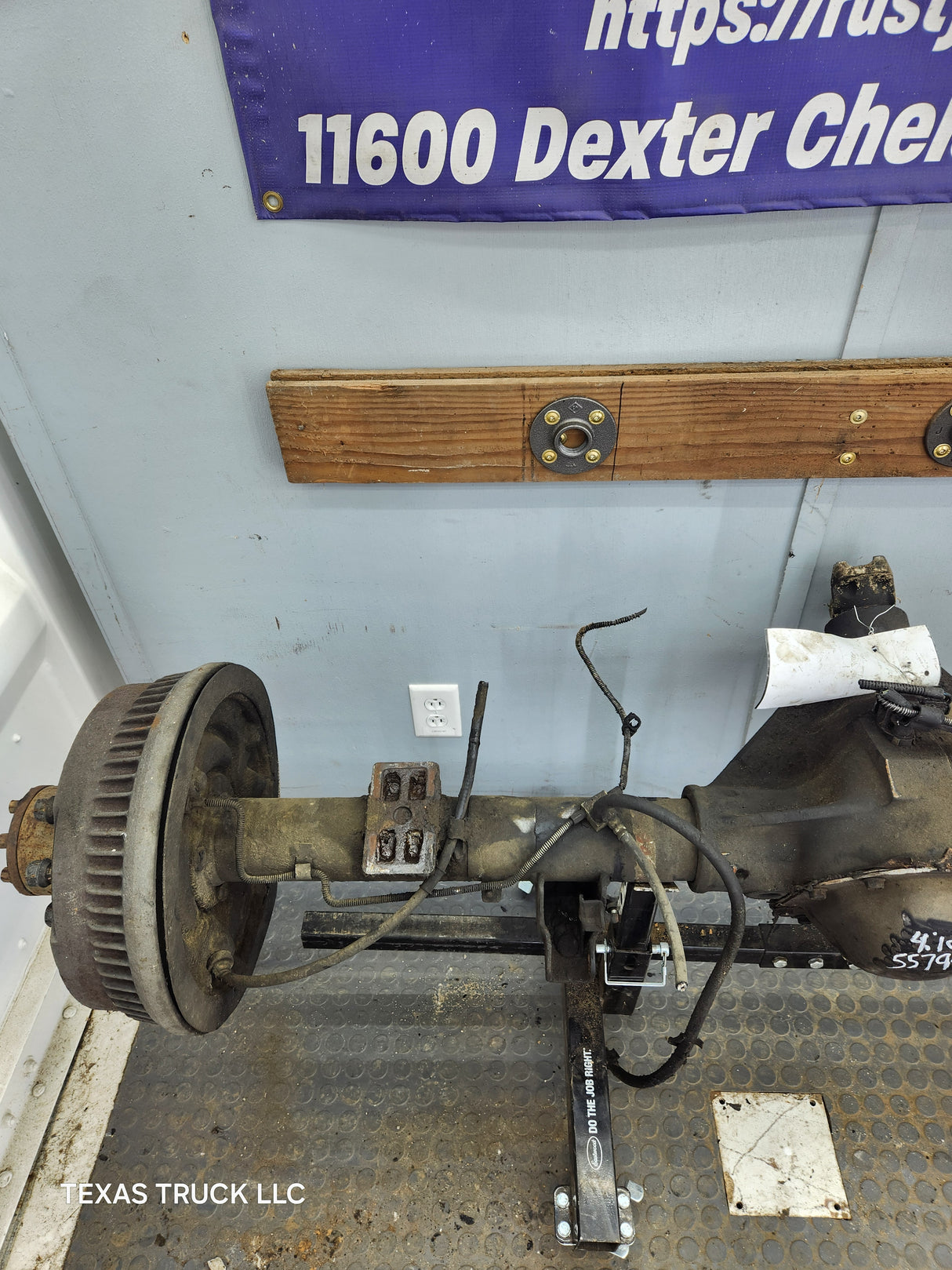1994-1999 2nd Gen Dodge Ram 2500 4.10 Rear Axle Dana 60