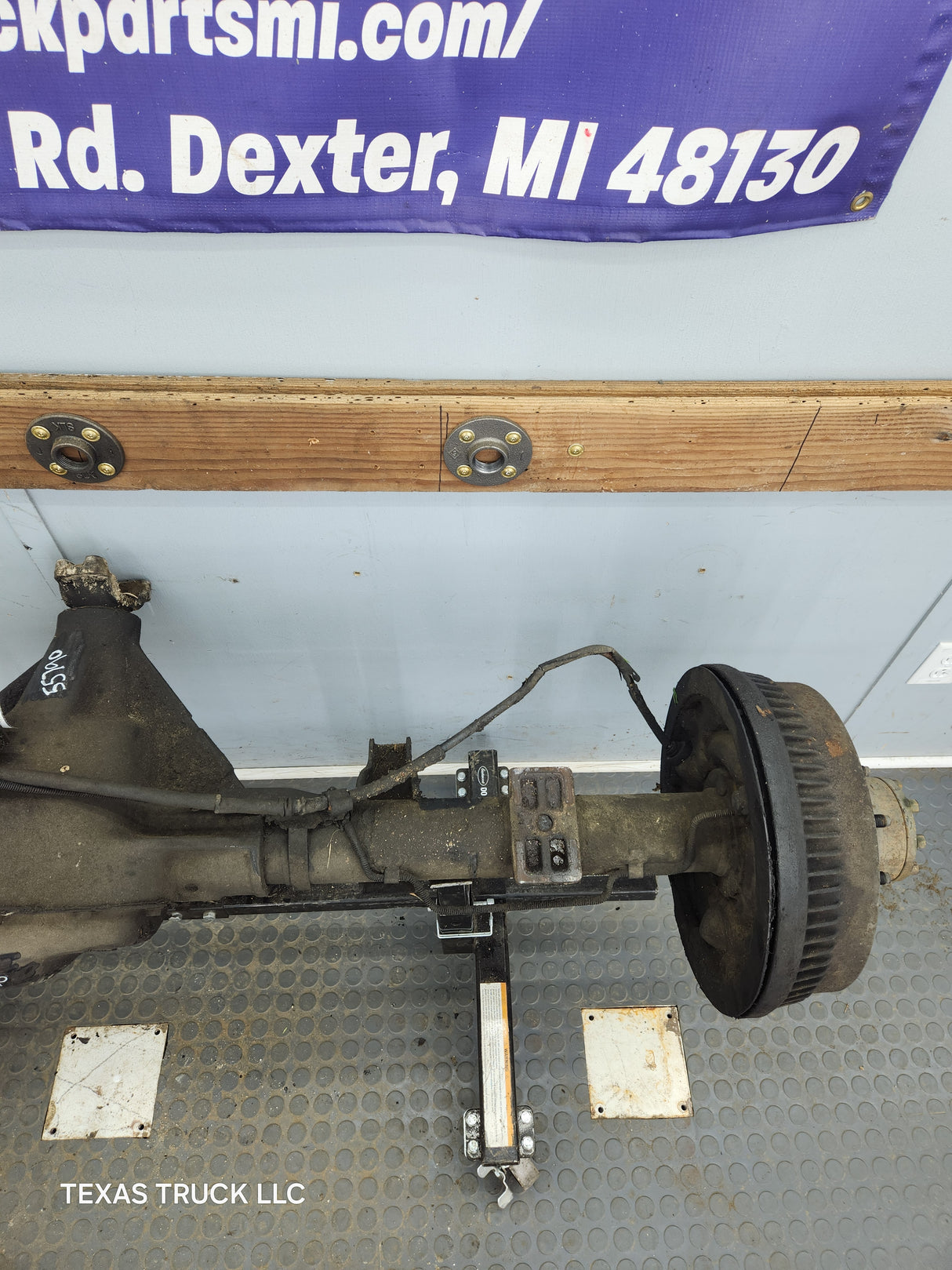1994-1999 2nd Gen Dodge Ram 2500 4.10 Rear Axle Dana 60