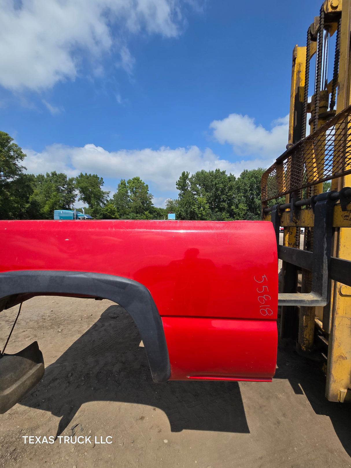 1999-2007 Chevrolet Silverado / GMC Sierra 6' 6" Short Truck Bed - SEE DISCRIPTION