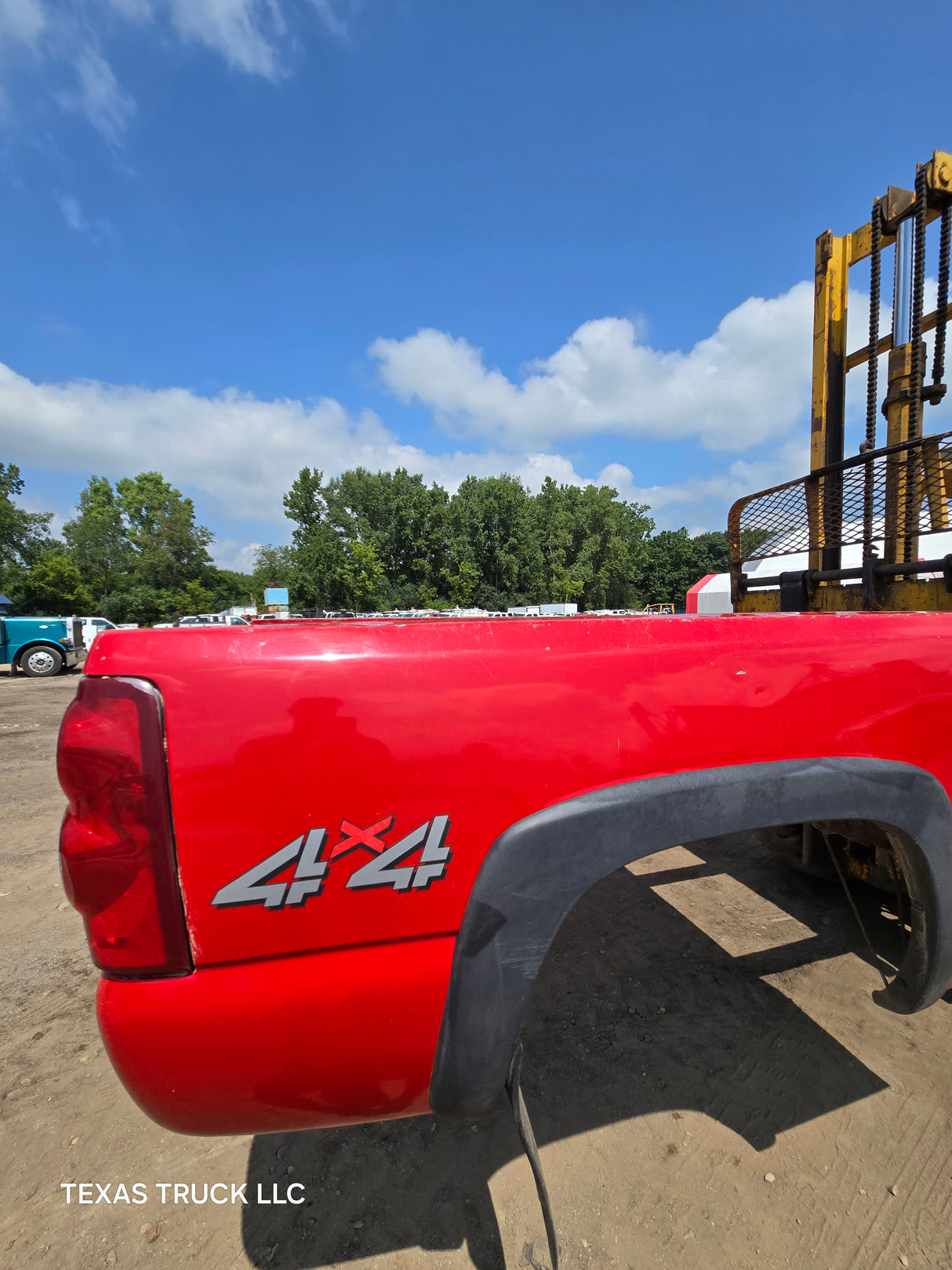 1999-2007 Chevrolet Silverado / GMC Sierra 6' 6" Short Truck Bed - SEE DISCRIPTION