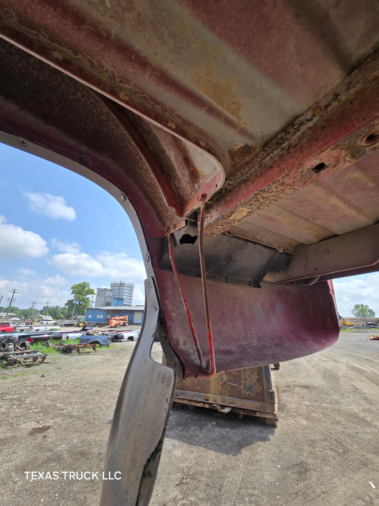 1999-2007 Chevrolet Silverado / GMC Sierra 6' 6" Short Truck Bed - SEE DISCRIPTION