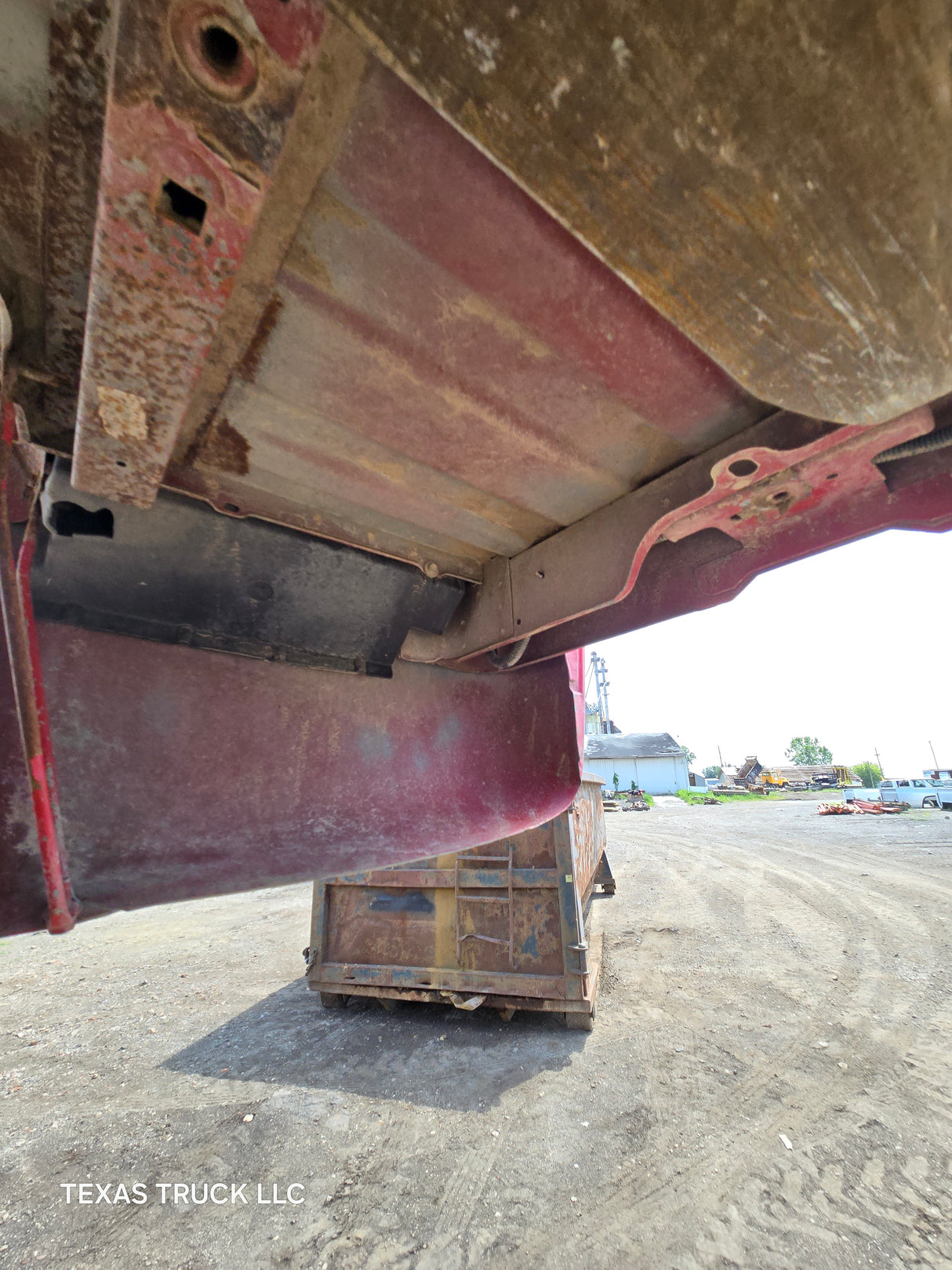 1999-2007 Chevrolet Silverado / GMC Sierra 6' 6" Short Truck Bed - SEE DISCRIPTION