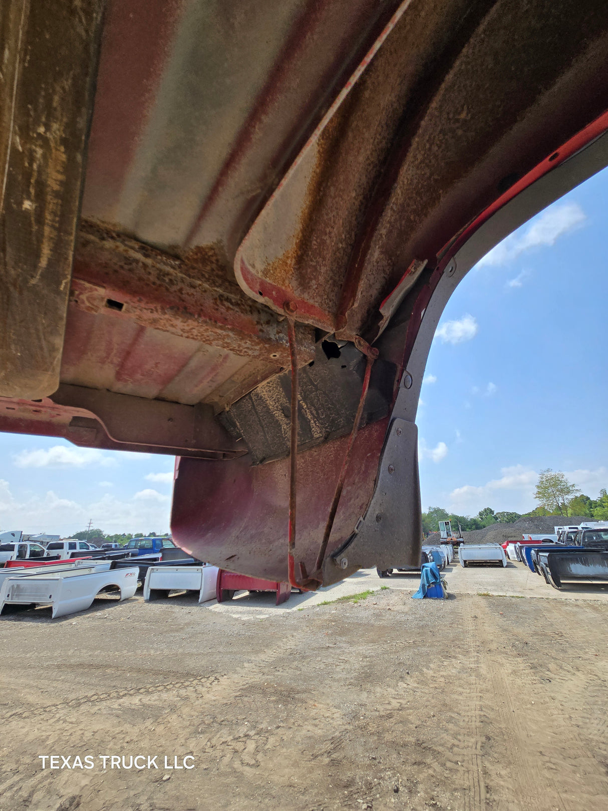 1999-2007 Chevrolet Silverado / GMC Sierra 6' 6" Short Truck Bed - SEE DISCRIPTION