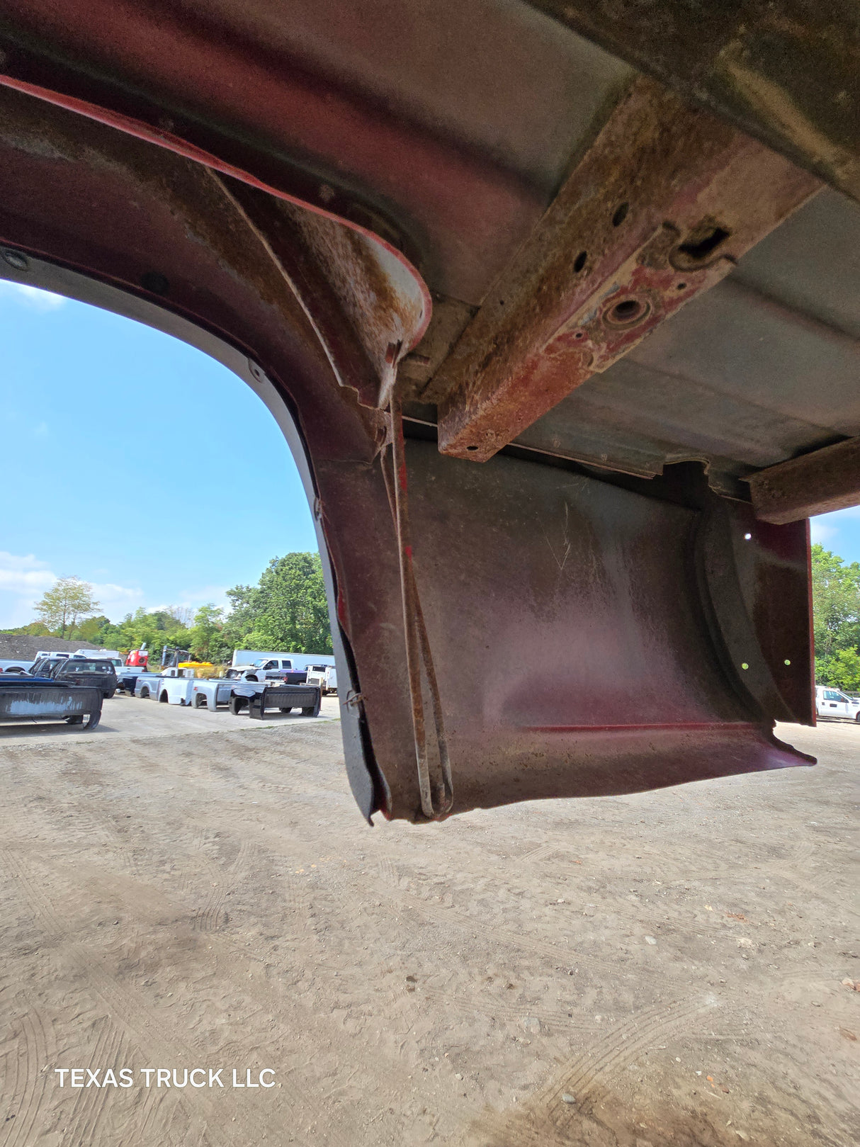 1999-2007 Chevrolet Silverado / GMC Sierra 6' 6" Short Truck Bed - SEE DISCRIPTION