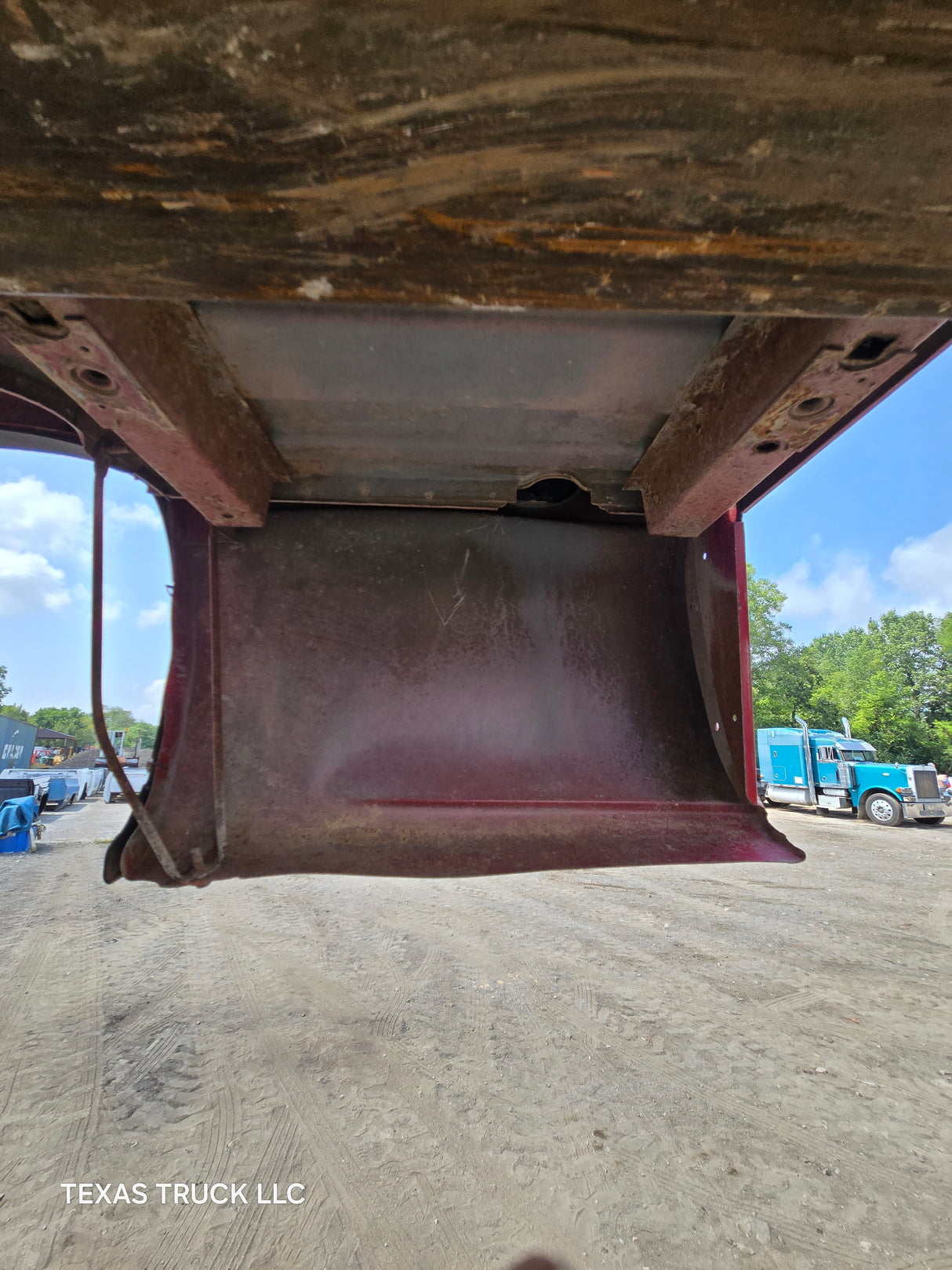 1999-2007 Chevrolet Silverado / GMC Sierra 6' 6" Short Truck Bed - SEE DISCRIPTION