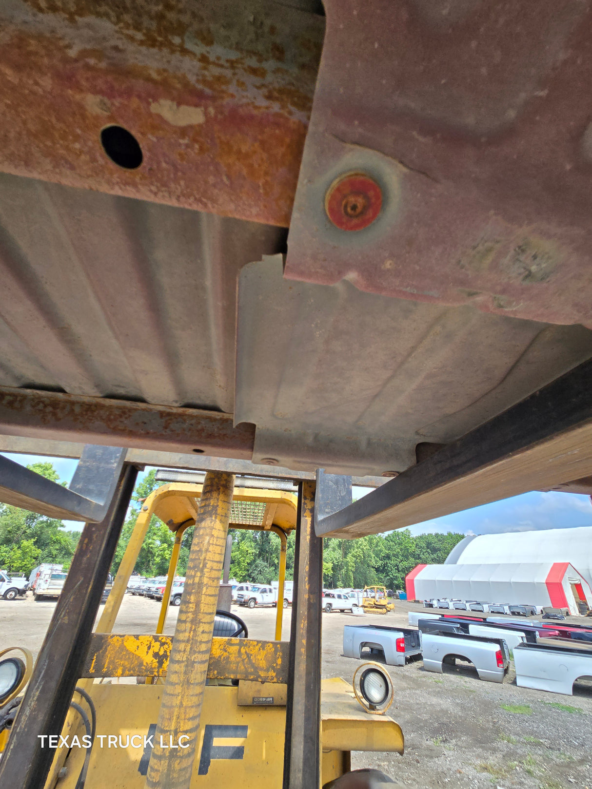 1999-2007 Chevrolet Silverado / GMC Sierra 6' 6" Short Truck Bed - SEE DISCRIPTION