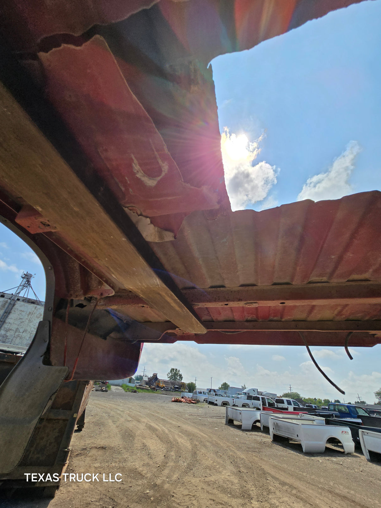 1999-2007 Chevrolet Silverado / GMC Sierra 6' 6" Short Truck Bed - SEE DISCRIPTION