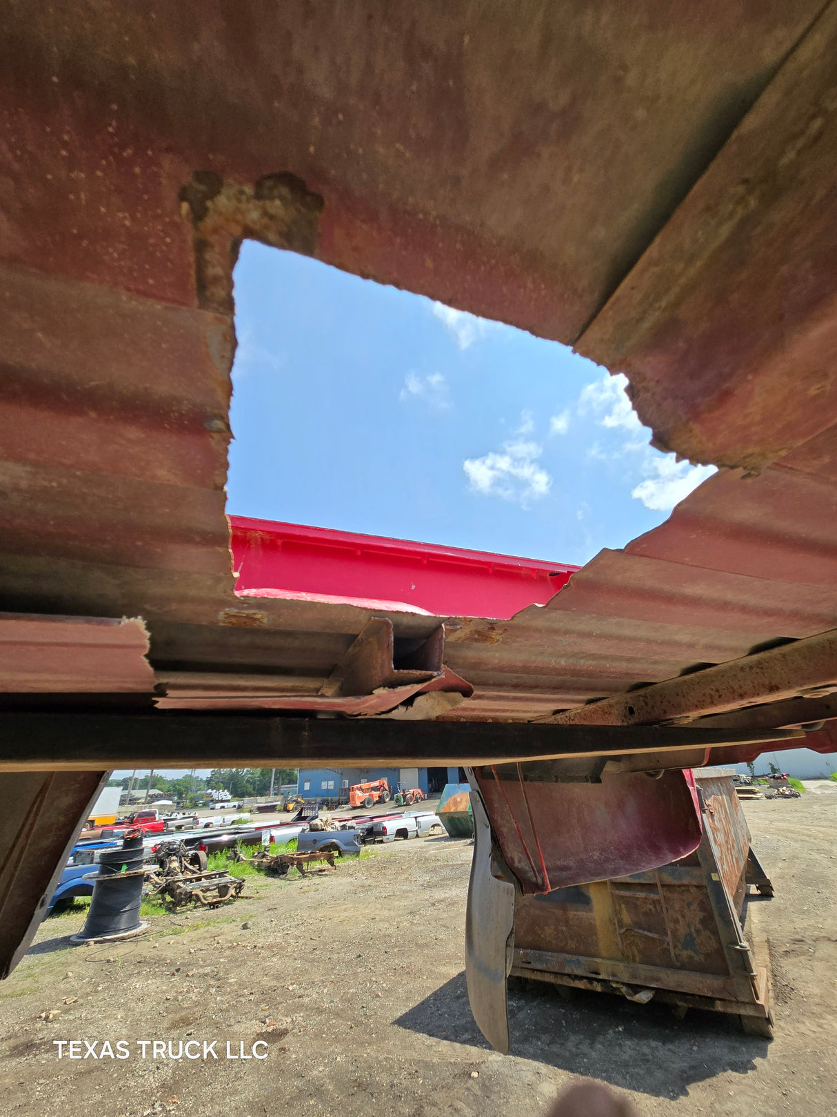 1999-2007 Chevrolet Silverado / GMC Sierra 6' 6" Short Truck Bed - SEE DISCRIPTION