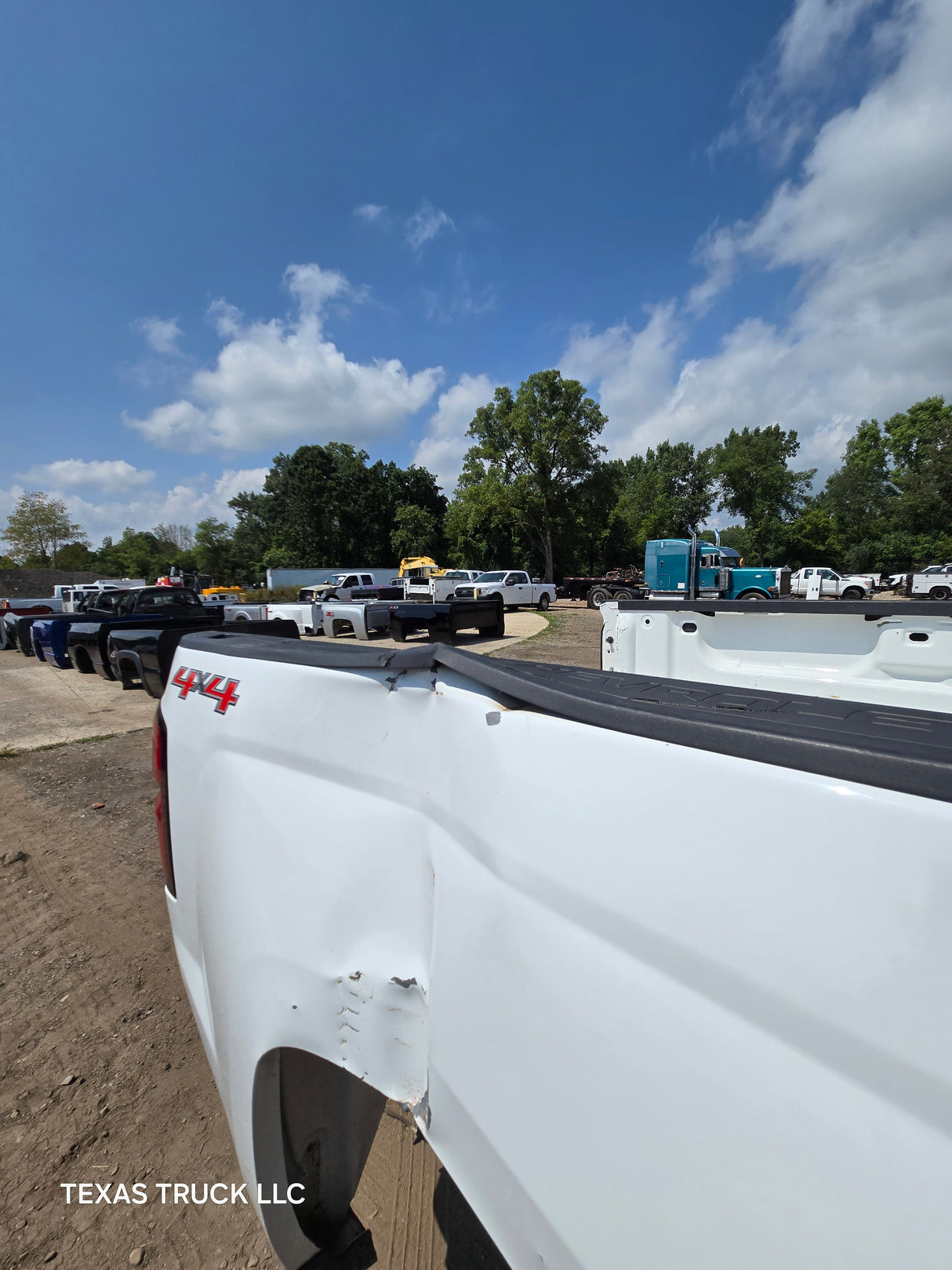 2014-2019 Chevrolet Silverado 1500 2500 3500 HD 6' 6" Short Bed Driver Side Bed Side