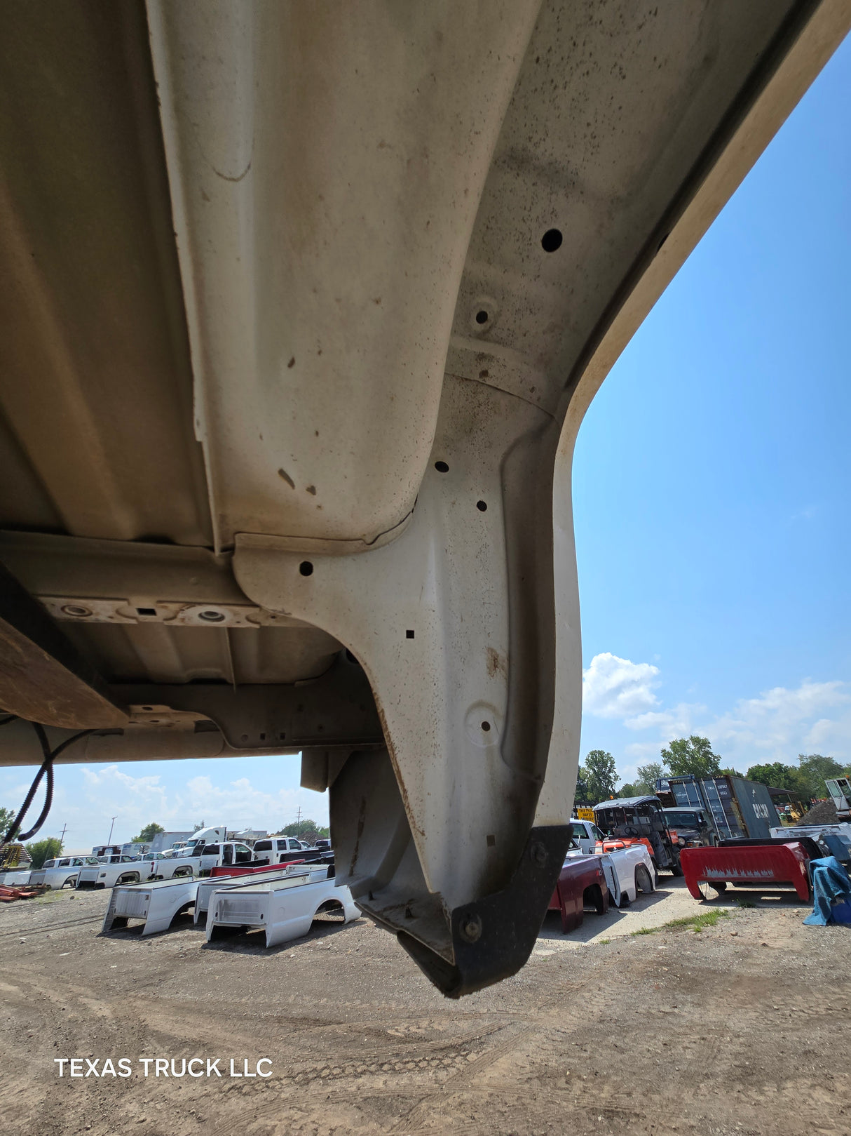 2014-2019 Chevrolet Silverado 1500 2500 3500 HD 6' 6" Short Bed Driver Side Bed Side