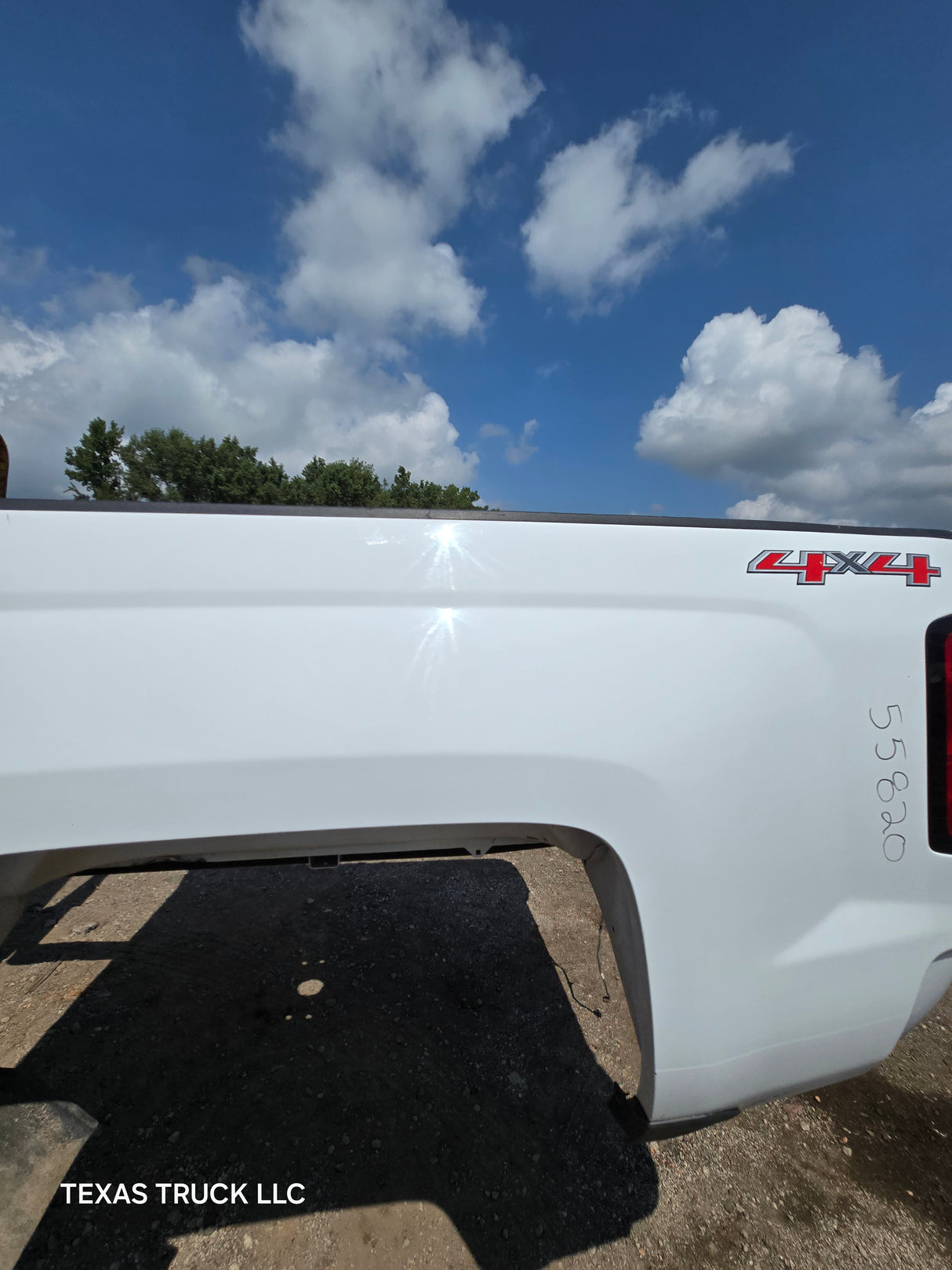 2014-2019 Chevrolet Silverado 1500 2500 3500 HD 6' 6" Short Bed Driver Side Bed Side