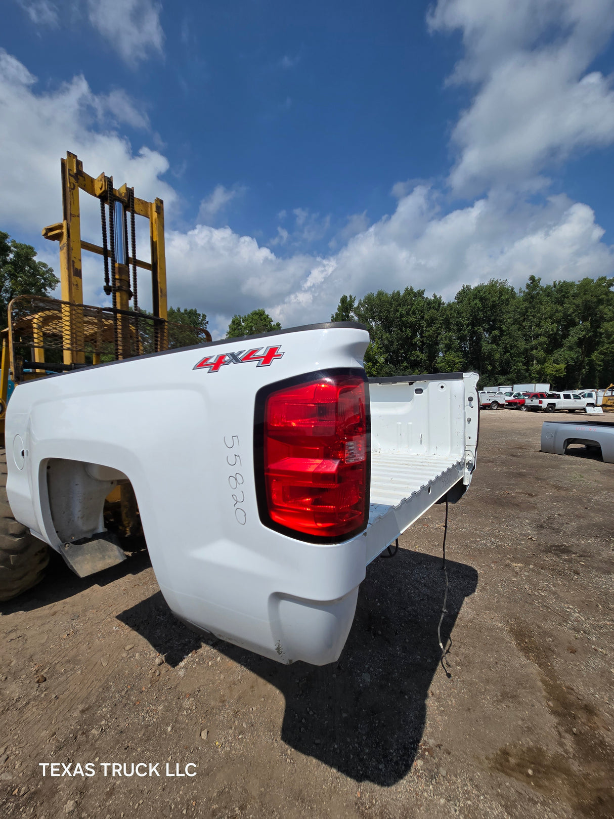 2014-2019 Chevrolet Silverado 1500 2500 3500 HD 6' 6" Short Bed Driver Side Bed Side